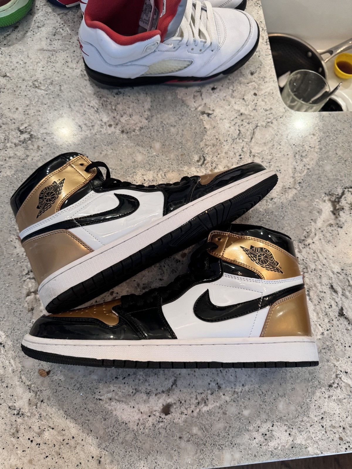Jordan Brand Air Jordan 1 Retro High OG NRG Gold Toe - Size 11M Size US 11 / EU 44 - 8 Thumbnail