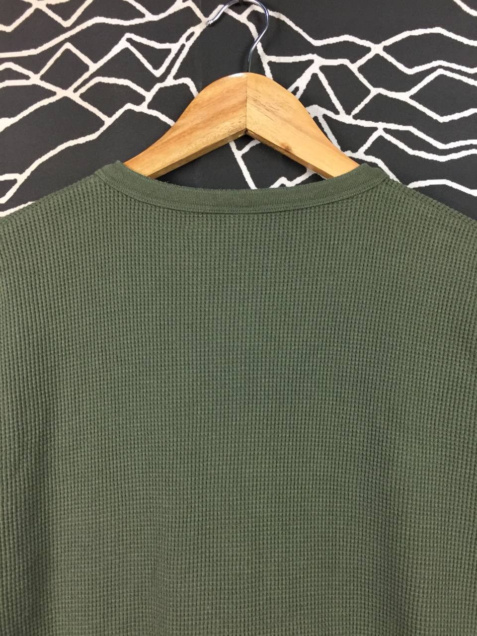 Uniqlo Uniqlo Thermal Waffle Knit Long Sleeve Henley Tee Size XL Size US XL / EU 56 / 4 - 7 Thumbnail