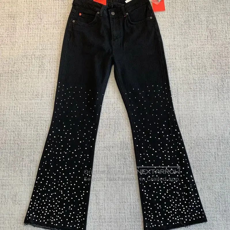 Max Mara MaxMara Black Denim Pants with Studded Detailing . Size 27" / US 4 / IT 40 - 2 Thumbnail