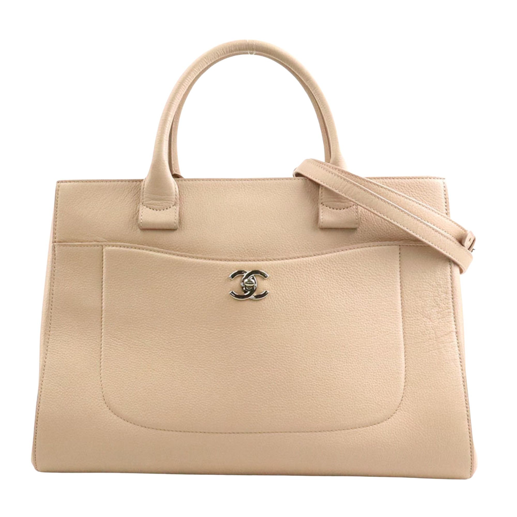 Chanel Chanel Executive tote Size ONE SIZE - 1 Thumbnail