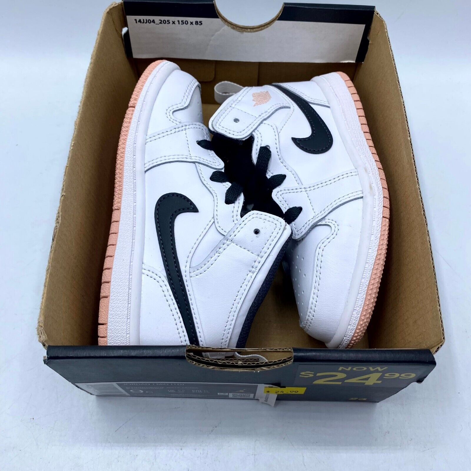 Nike NEW Nike Air Jordan 1 Mid TD White Arctic Orange 640735-180 Size US 9 / EU 42 - 10 Thumbnail