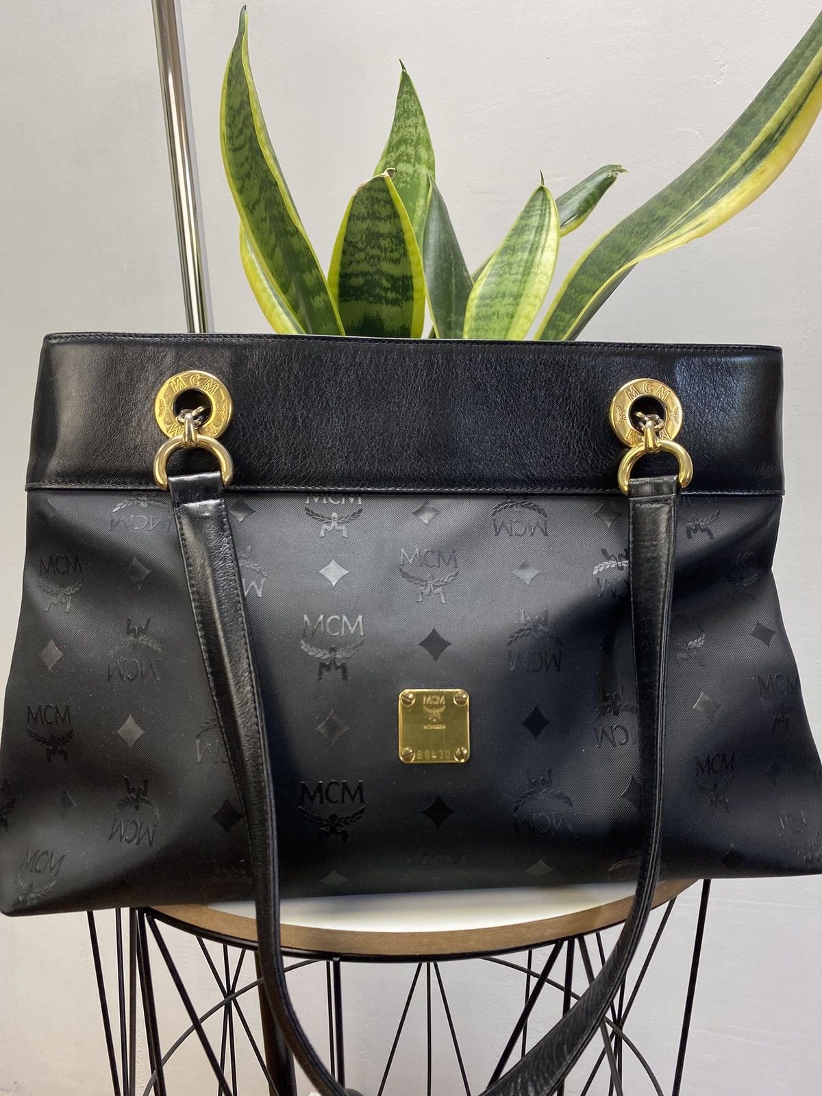 Japanese Brand × MCM MCM Tote Bag Vintage Leather Bag Made in Germany Size ONE SIZE - 20 Thumbnail