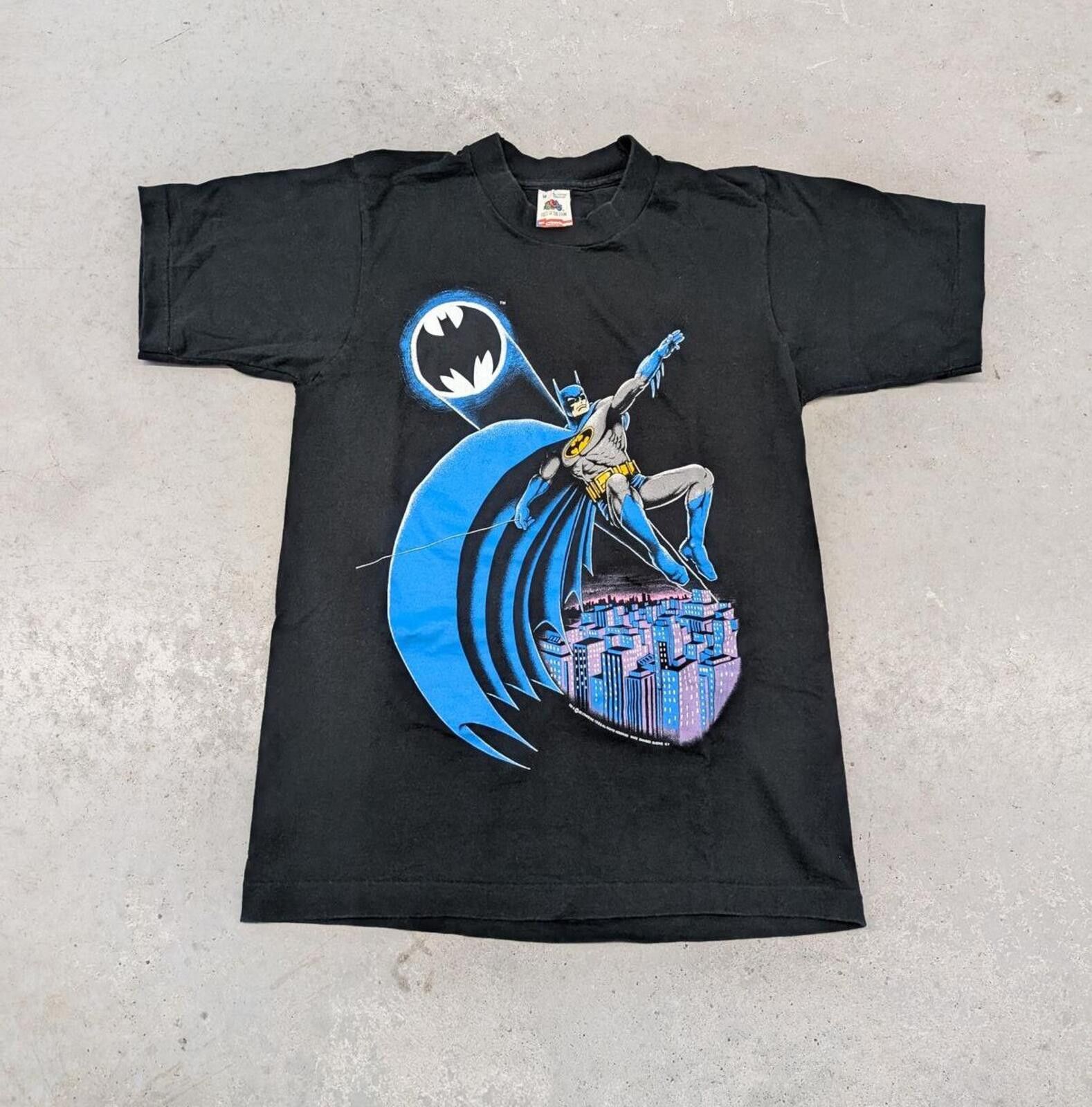 Vintage 1988 Batman DC Comics Bat Signal T-shirt