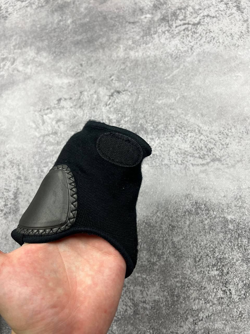 Nike Vintage Nike Foot Protection Football Size ONE SIZE - 5 Thumbnail