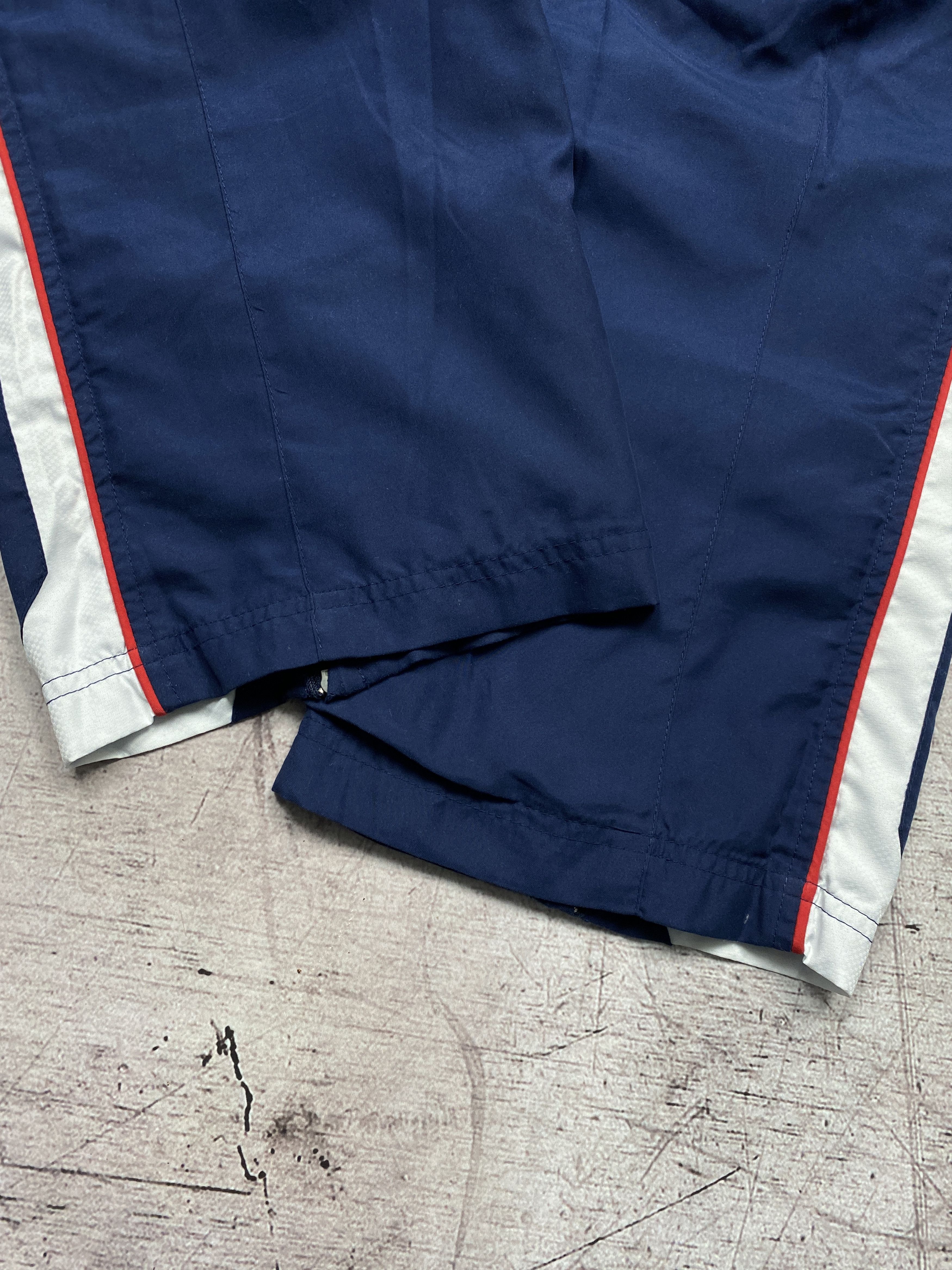 Umbro × Vintage Umbro Vintage baggy nylon parachute pants y2k Size US 32 / EU 48 - 3 Thumbnail