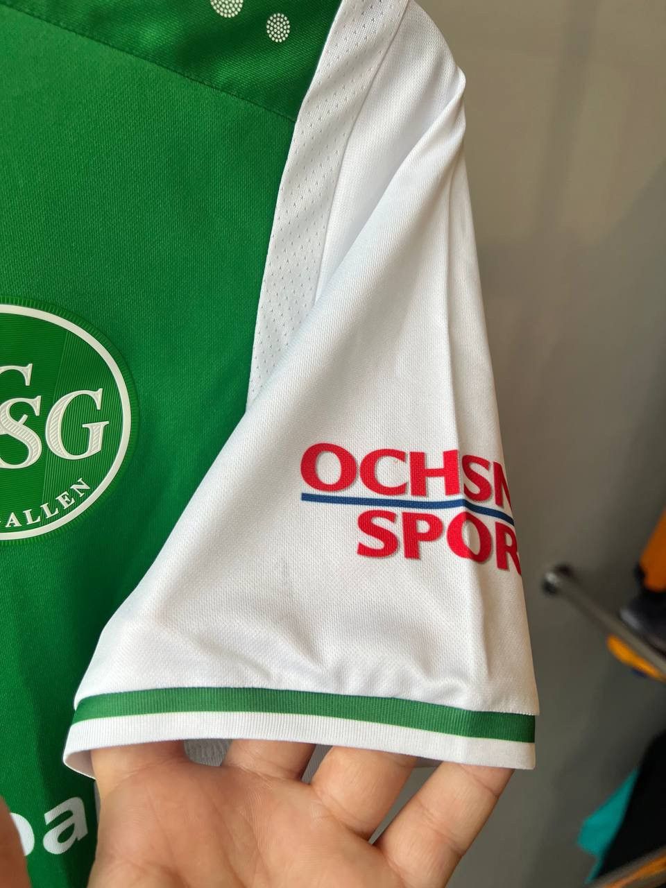 Sports Specialties 2017/18 ST GALLEN SIGNED HOME SOCCER JERSEY FOOTBALL SHIRT L Size US L / EU 52-54 / 3 - 8 Thumbnail