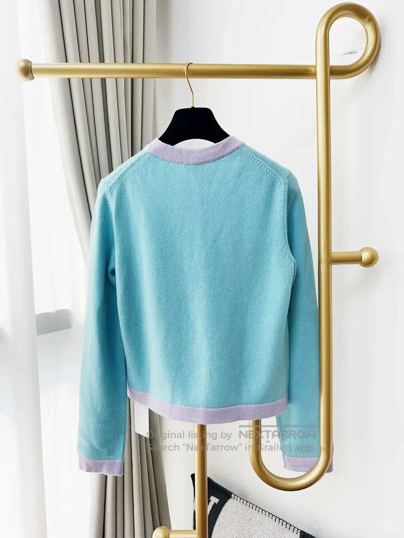 Chanel Chanel 24C early spring show lake blue four-pocket purple Size XS / US 0-2 / IT 36-38 - 3 Thumbnail