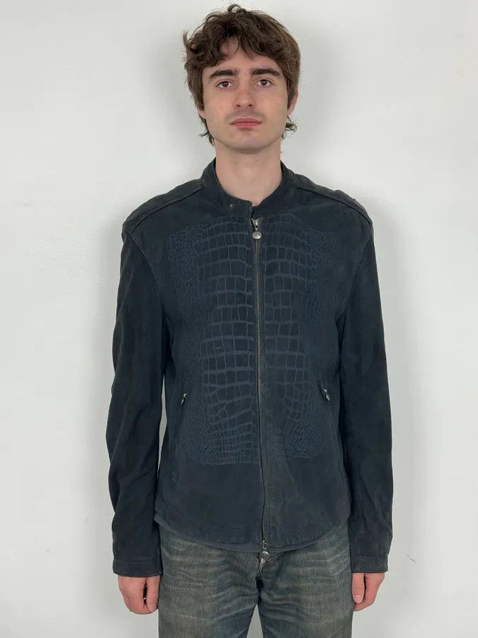 Gianfranco Ferre SS2009 Gianfranco Ferré Navy Suede Crocodile Effect Bomber Jacket Size US M / EU 48-50 / 2 - 2 Thumbnail