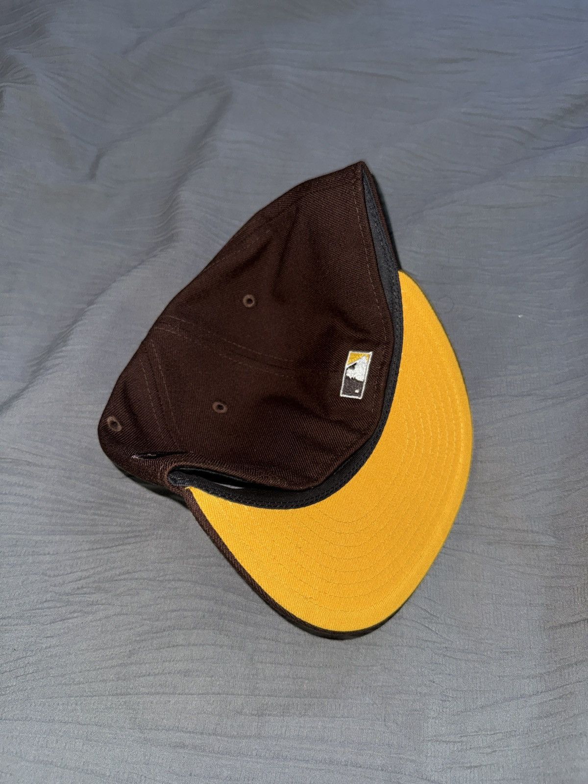 New Era San Diego Padres Sugar Skull fitted hat 7 3/8 Size ONE SIZE - 2 Thumbnail