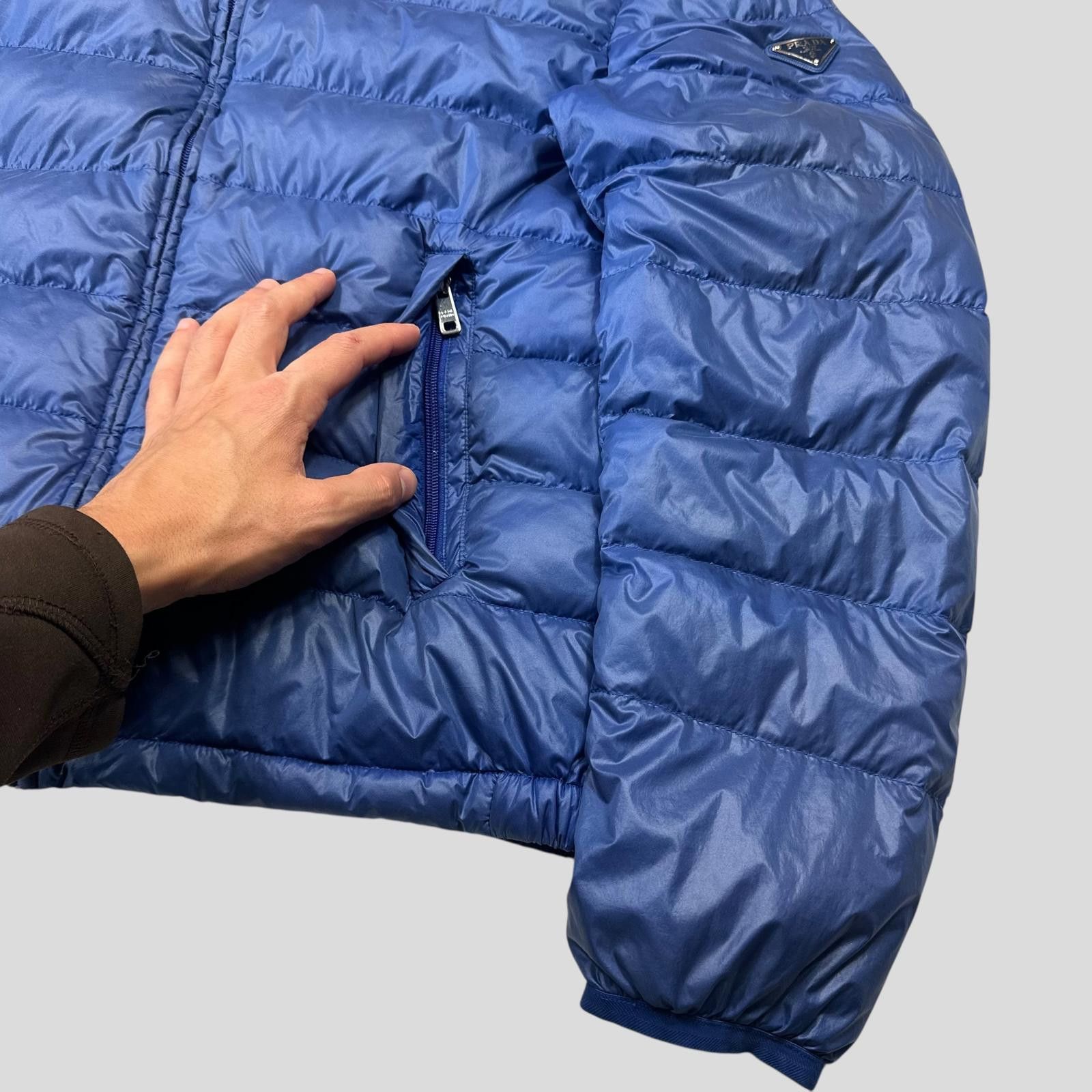Prada Prada 2013 Light Packable Nylon Down Puffer + Bag - IT50 (M) Size US M / EU 48-50 / 2 - 7 Thumbnail