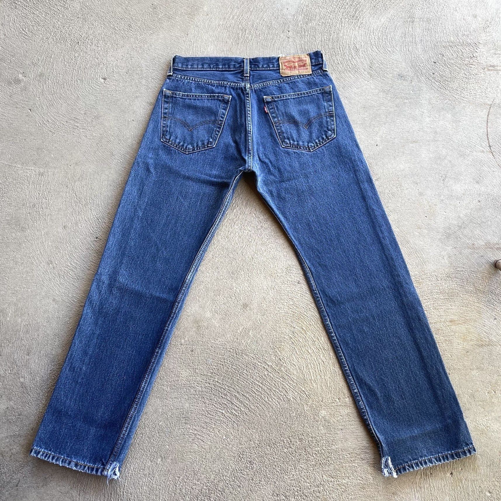 Levi's Levi's 505 Jeans Men 32x30 Blue Denim Dark Wash Solid Straight Zip Regular Inseam 30 Embroidered Logo Size US 32 / EU 48 - 5 Thumbnail