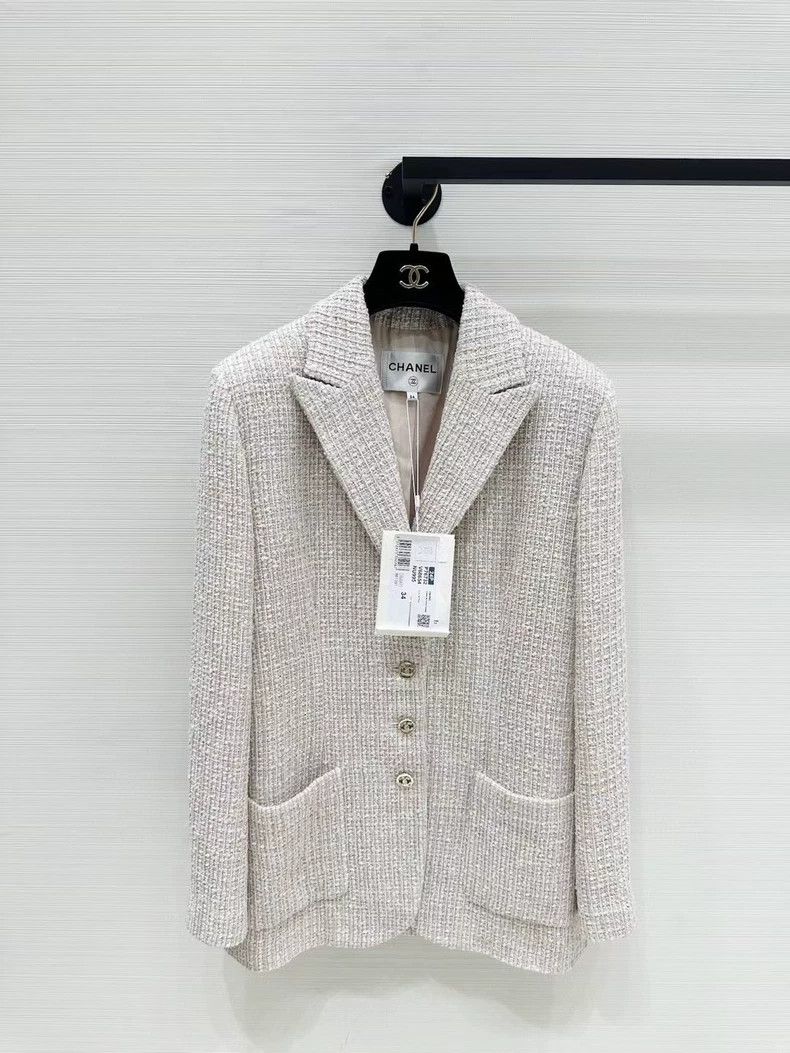 Chanel Chanel 24P tweed jacket Size XXS / US 00 / IT 34 - 1 Thumbnail