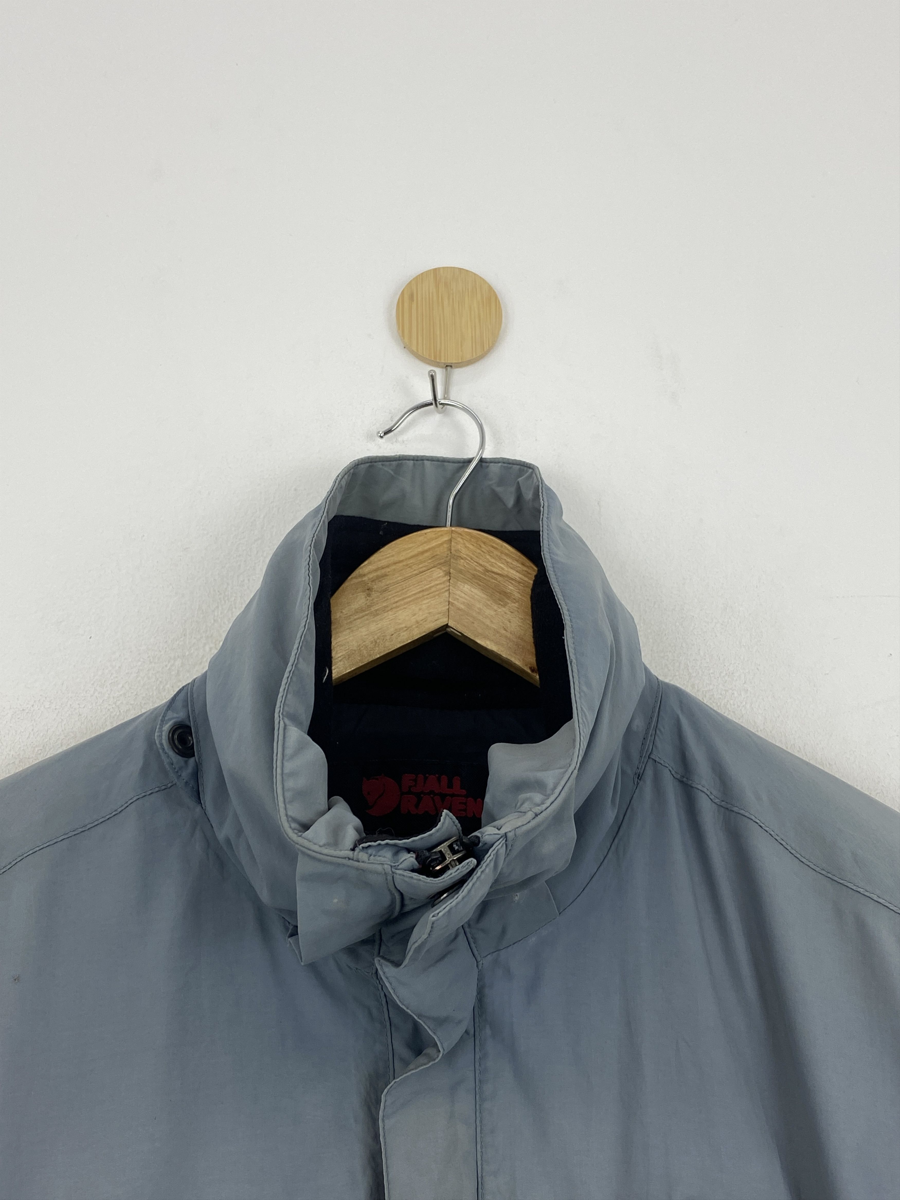Fjallraven Vintage Fjallraven Outdoor Made In Sweden Light Jacket J1923 Size US L / EU 52-54 / 3 - 9 Thumbnail