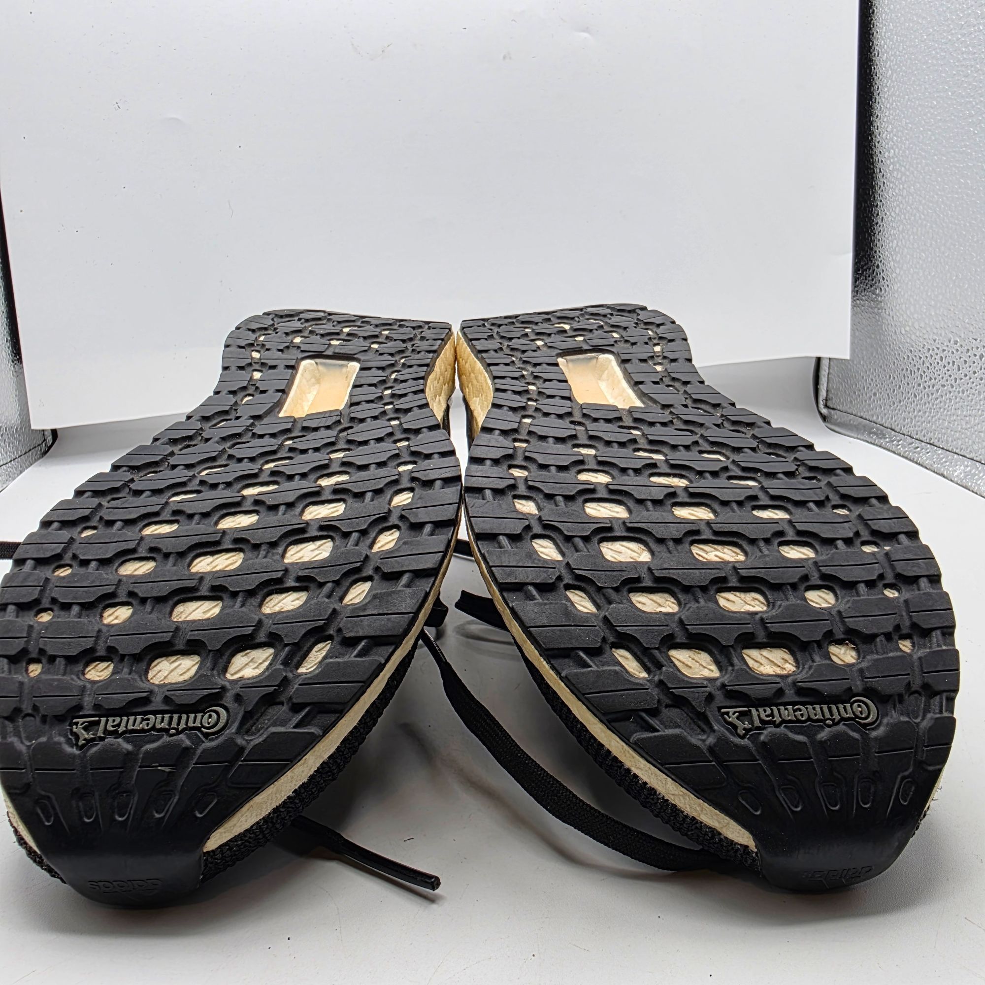 Adidas Adidas Ultraboost 20 Womens Size 6 Black Pink Athletic Runni Size US 6 / IT 36 - 11 Thumbnail