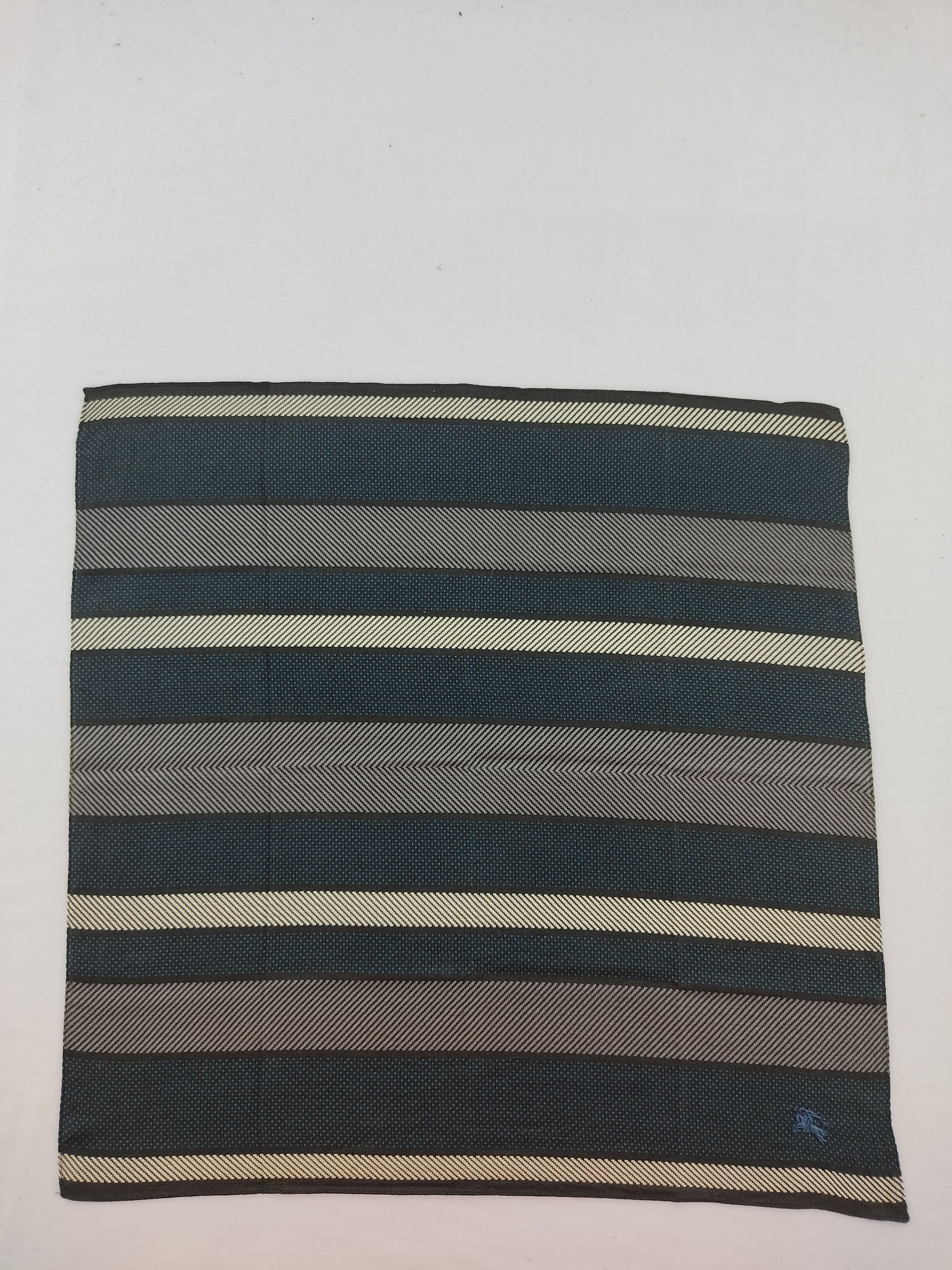 Burberry × Vintage Vintage Burberry Handkerchief / Neckwear / Bandana Size ONE SIZE - 3 Thumbnail