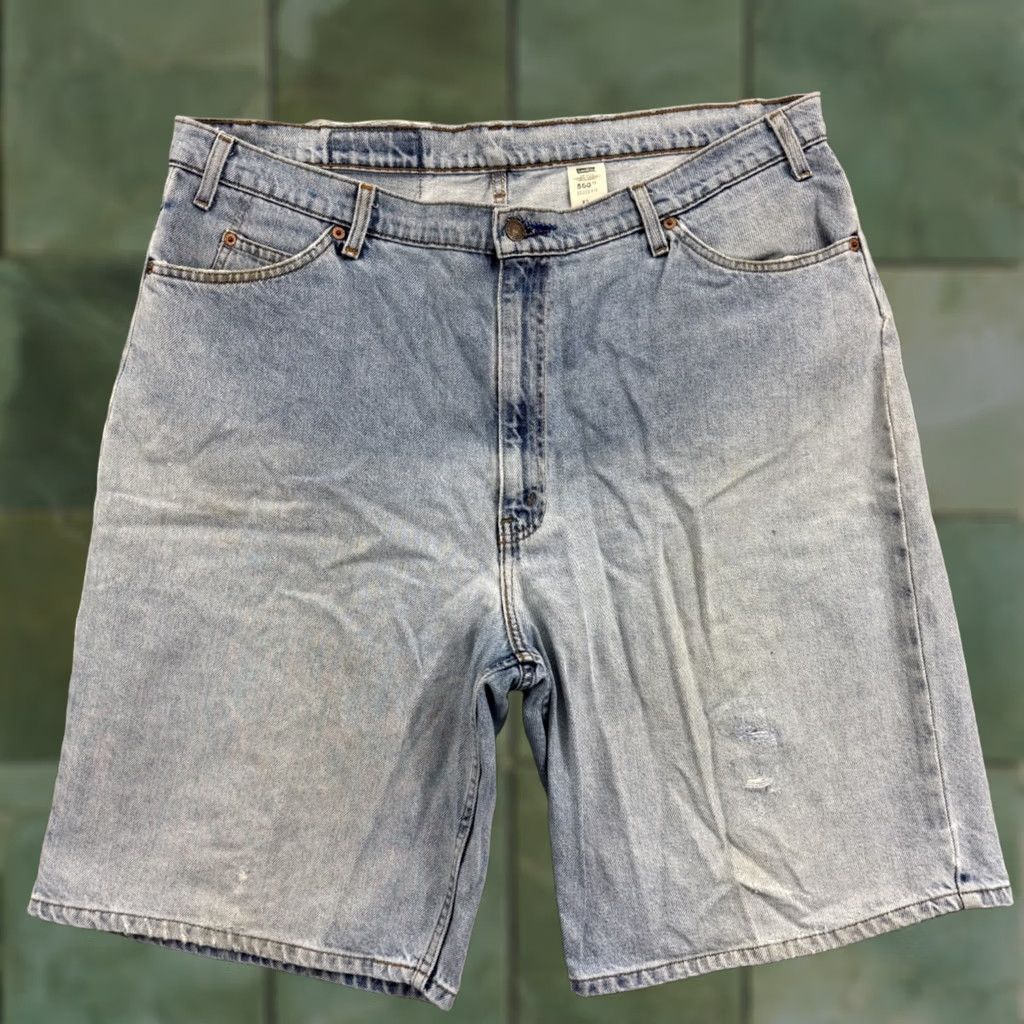 Levi's VINTAGE Levi's Shorts Mens 40 Blue 560 Loose Fit Denim 90s Baggy Jorts Orange Tab Bermuda Relaxed Size US 40 / EU 56 - 1 Thumbnail