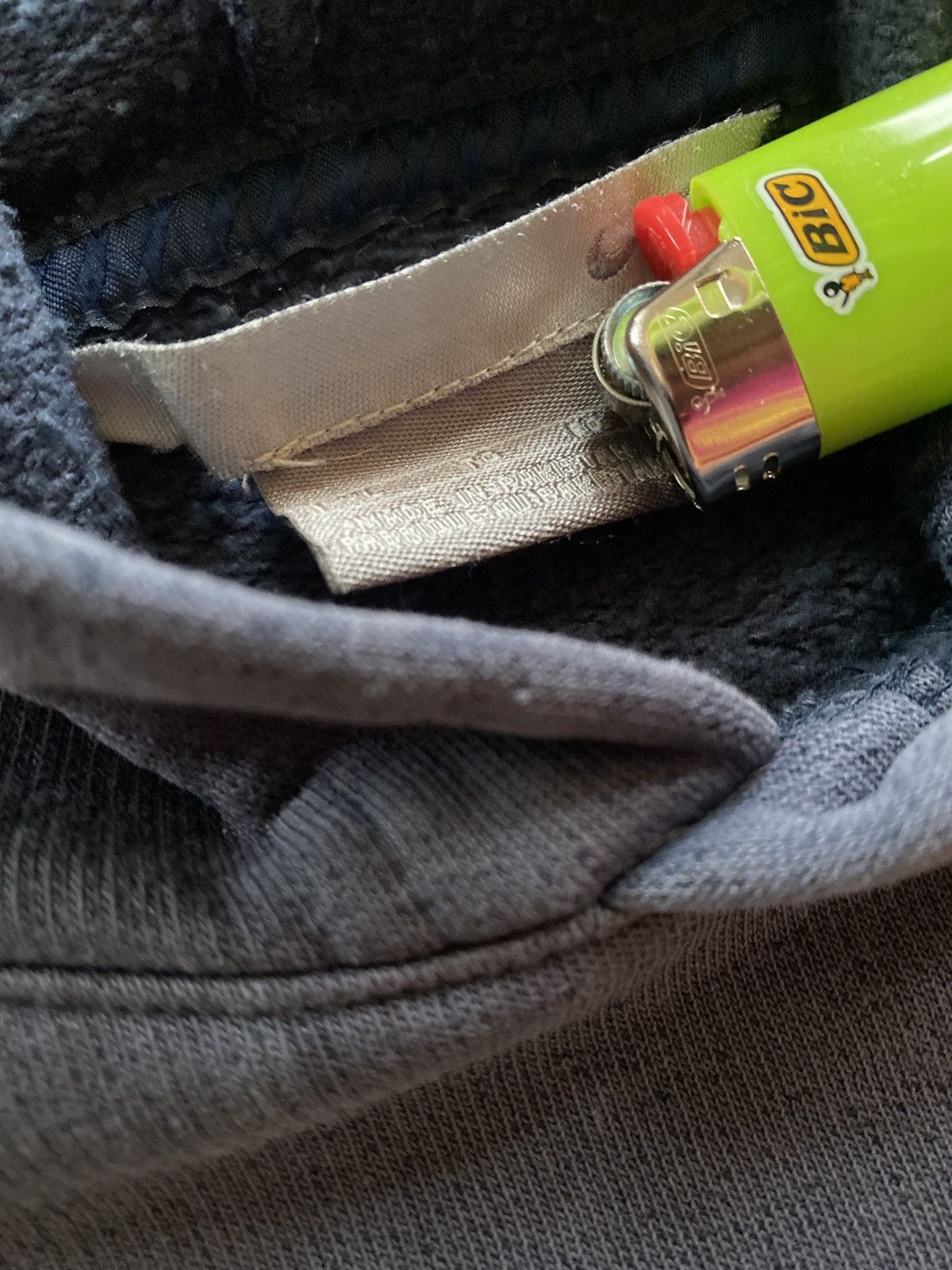 Nike × Vintage Nike faded and distressed swoosh logo hoodie XL Size US XL / EU 56 / 4 - 5 Thumbnail