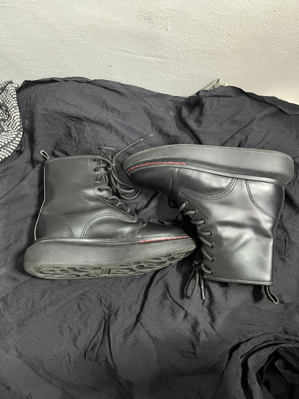 Alexander McQueen FW22 Alexander McQueen Hybrid Combat leather boot Size US 5 / IT 35 - 2 Thumbnail