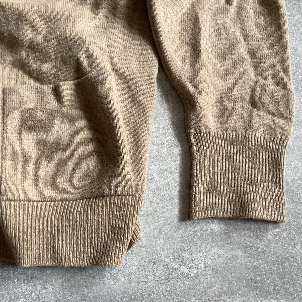 Burberry × Vintage VINTAGE BURBERRY 90s CARDIGAN beige old money sweater luxury Size US M / EU 48-50 / 2 - 3 Thumbnail