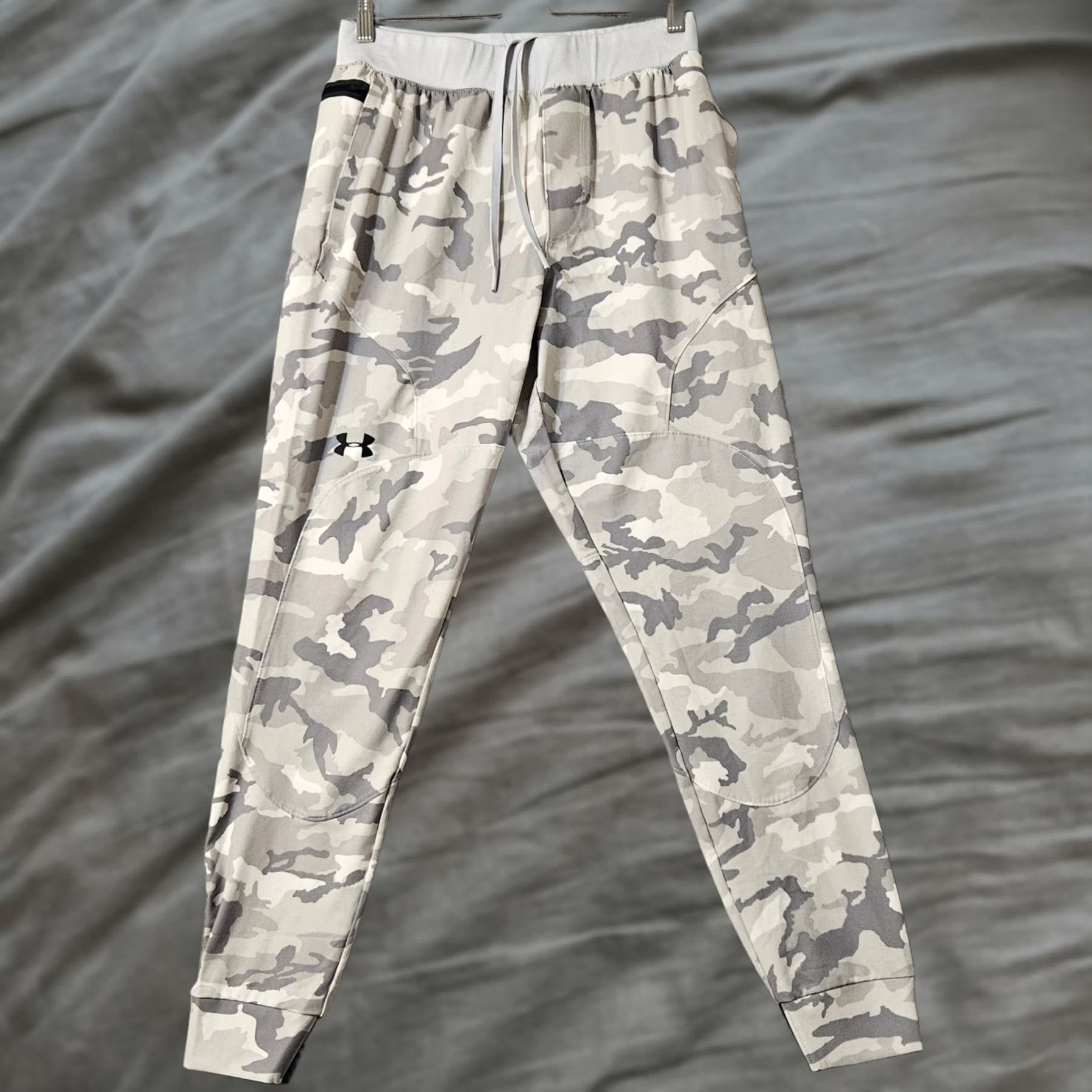 Under Armour Under Armour Unstoppable Joggers Woven Camo Men's Fitted Size Medium 1352027 Size US 31 - 1 Thumbnail