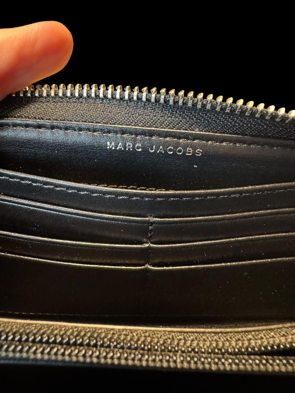 Marc Jacobs Marc Jacobs Red Leather Zip-Around Wallet Size ONE SIZE - 3 Thumbnail