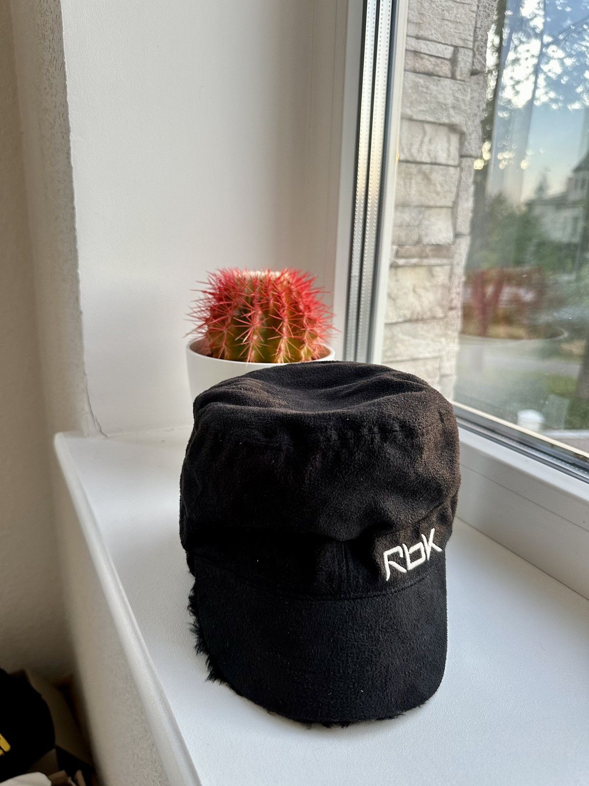 Reebok Vintage Ushanka Reebok Y2K Avantgard Size ONE SIZE - 3 Thumbnail