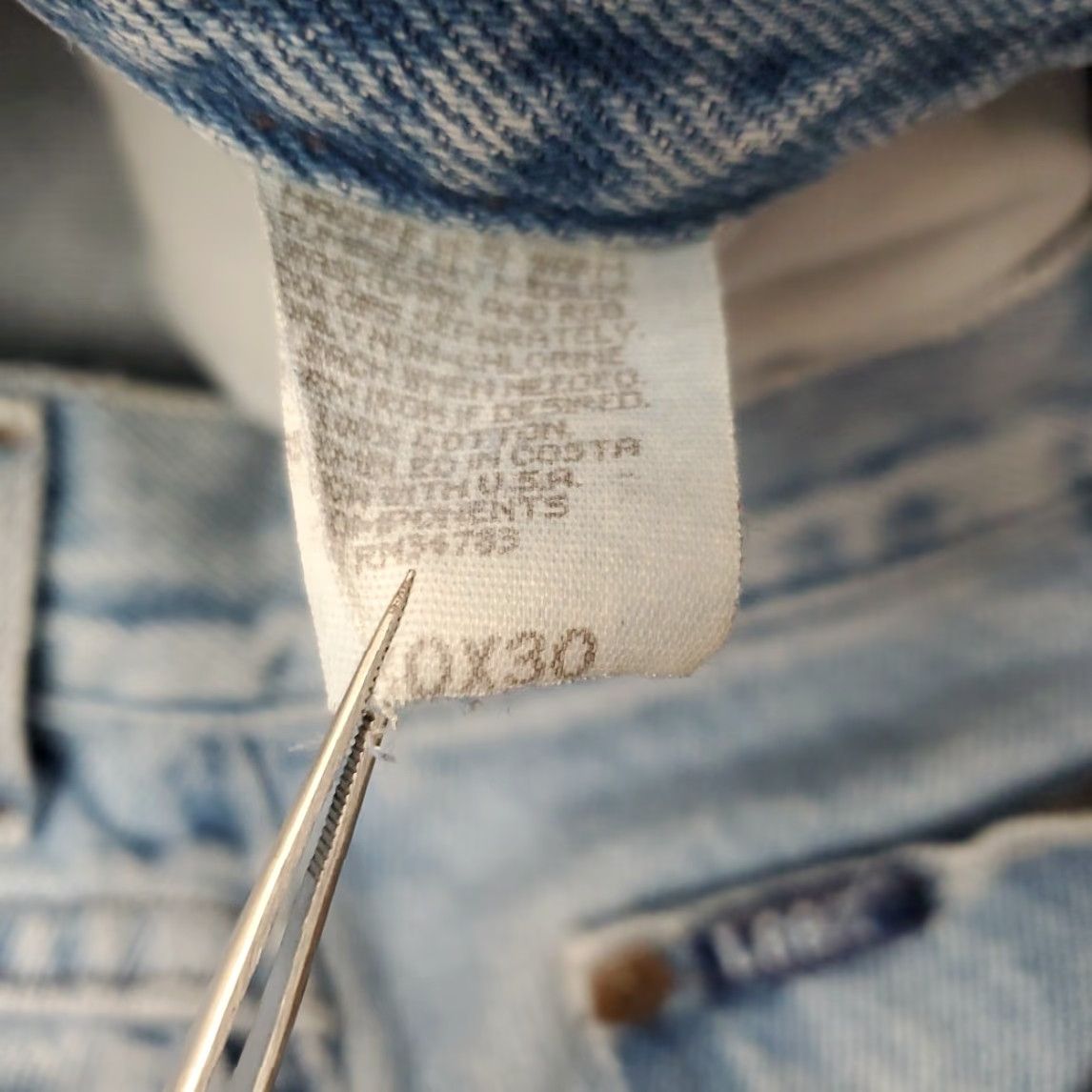 Lee VINTAGE Lee Jeans Mens 30x30 Faded Blue Denim Tapered Leg Baggy Straight 90s 5-Pocket Mens Denim Pants Size US 30 / EU 46 - 6 Thumbnail