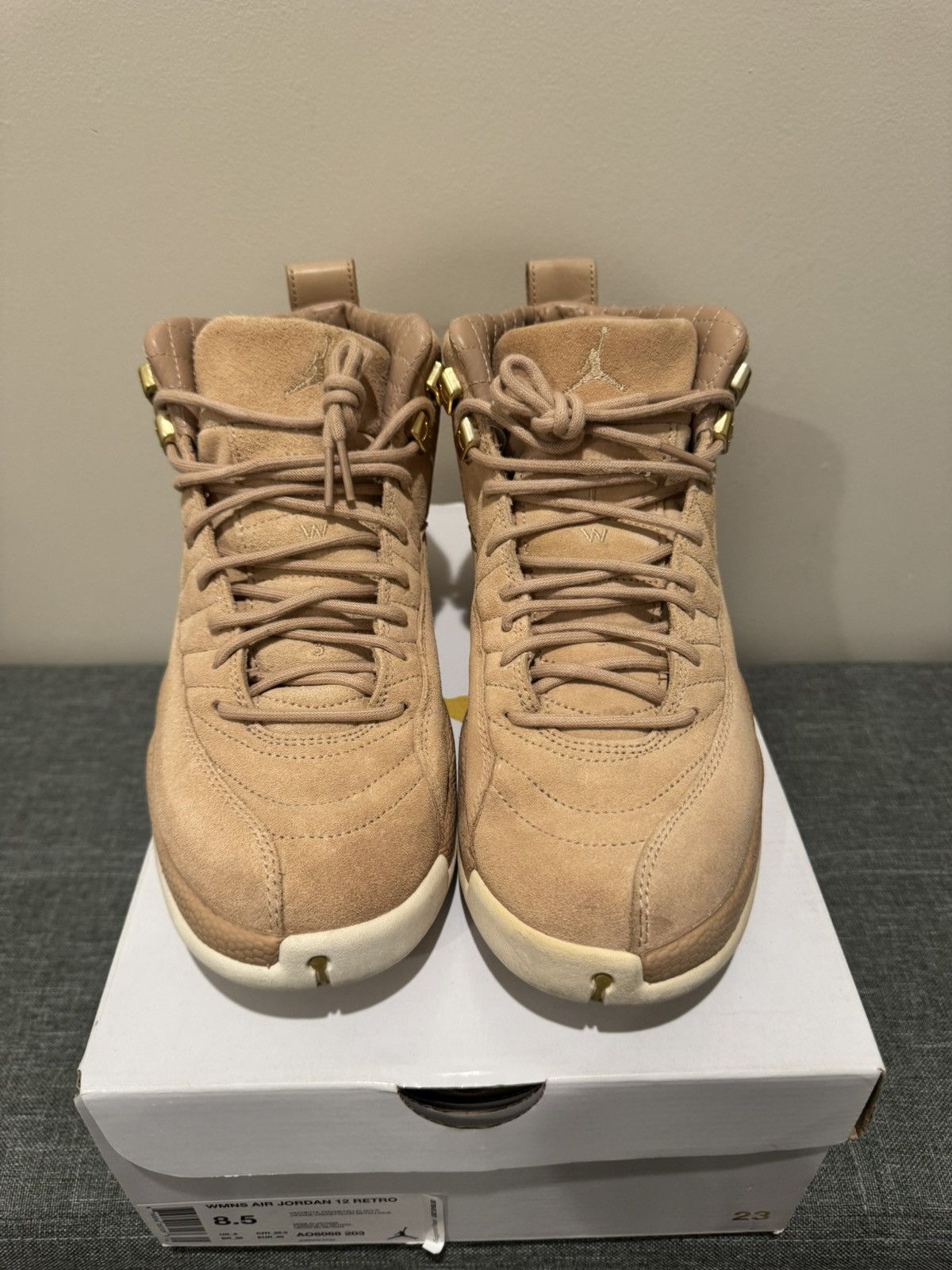 Jordan Brand Jordan Women’s Air Jordan 12 Retro Size 8.5 AO6068203 Size US 8.5 / IT 38.5 - 2 Thumbnail