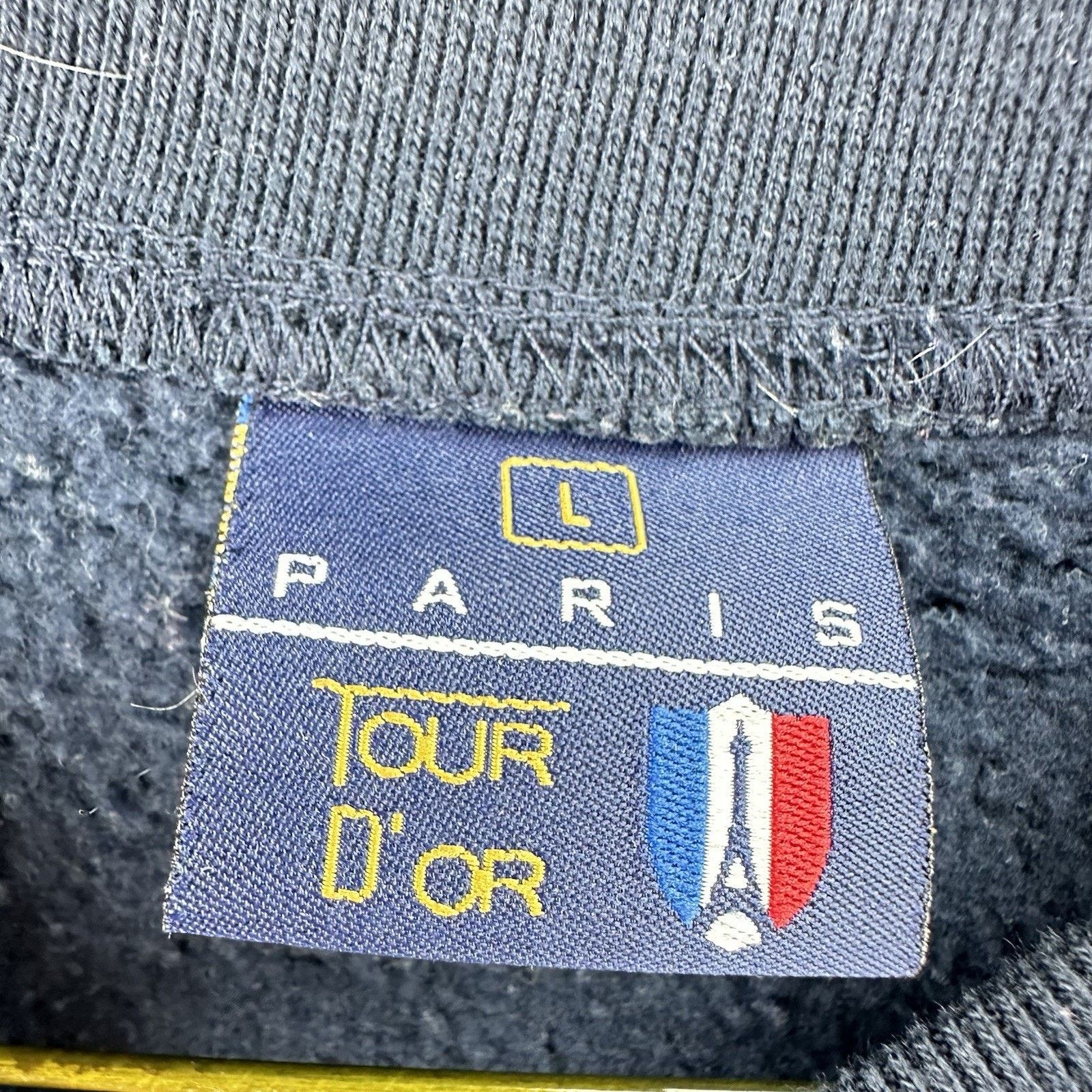 Gildan Universite Paris Crewneck Sweatshirt Size L, Navy Blue 21x27 Size US L / EU 52-54 / 3 - 4 Thumbnail