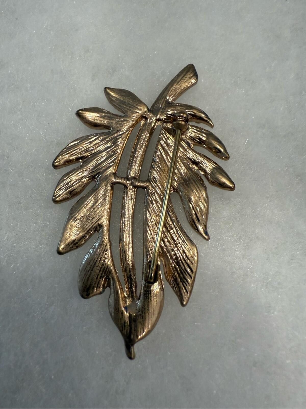 Other Vintage leaf gold tone brooch round rectangular rhinestones Size ONE SIZE - 3 Thumbnail