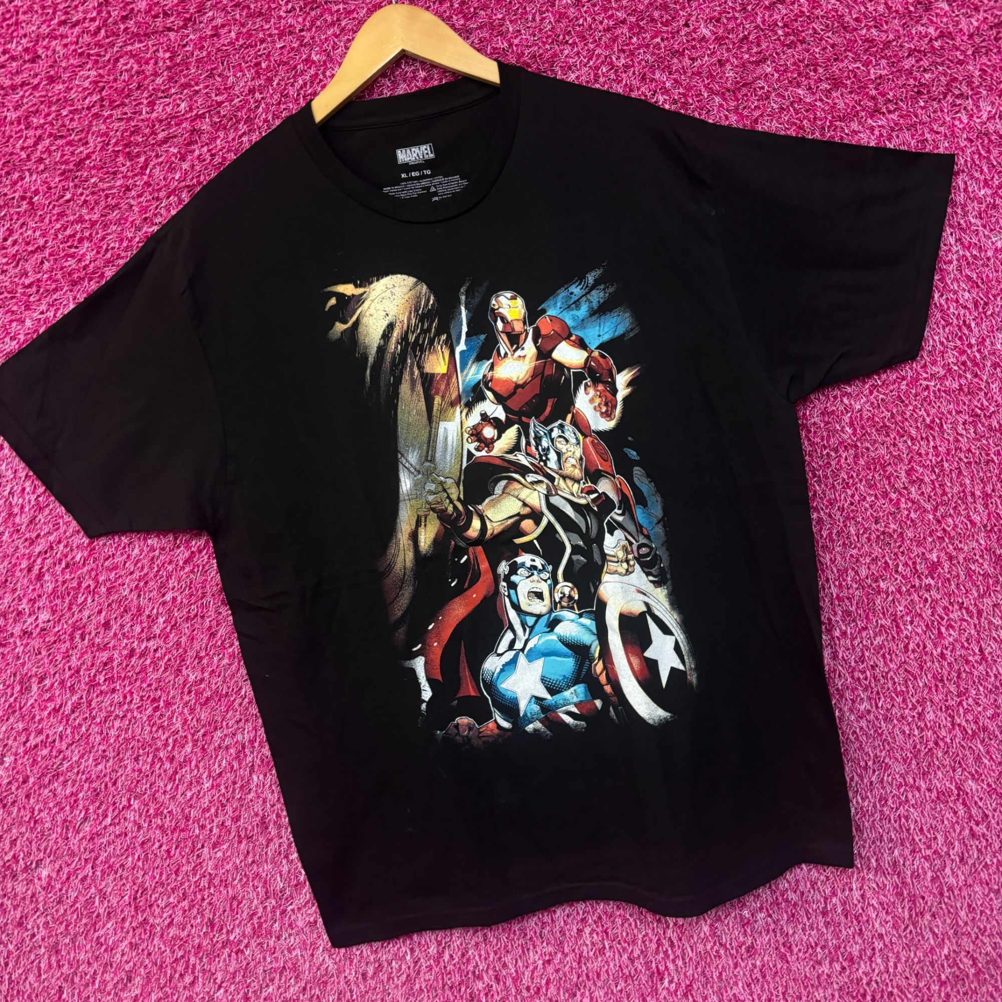 Marvel Comics Marvel Avengers Comic Book Tshirt size XL Size US XL / EU 56 / 4 - 3 Thumbnail