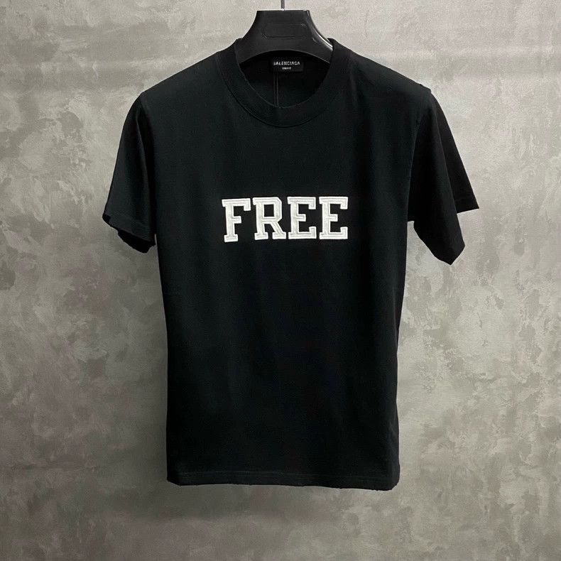 Balenciaga Balenciaga Black embroidered logo short sleeve Size US S / EU 44-46 / 1 - 1 Thumbnail