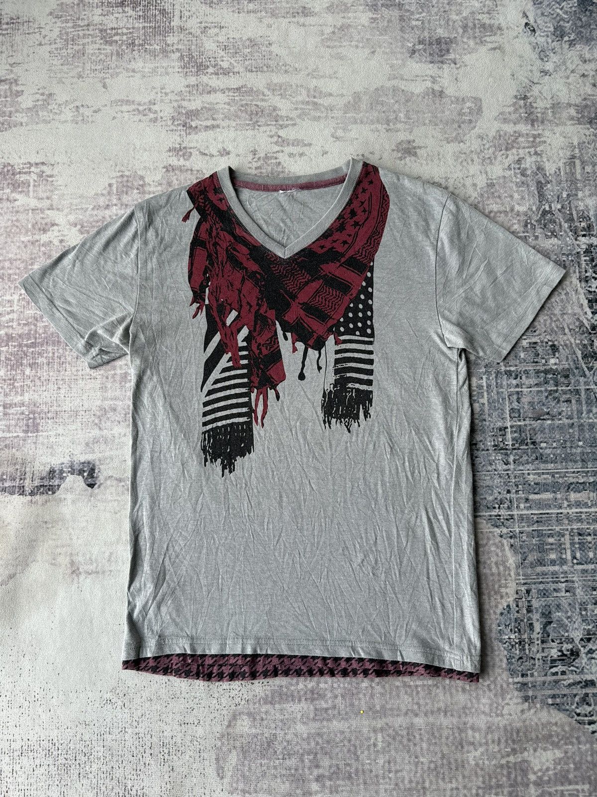 Japanese Brand Vintage Japanese Keffiyeh Skulls Punk Riot Tees Size US L / EU 52-54 / 3 - 1 Thumbnail
