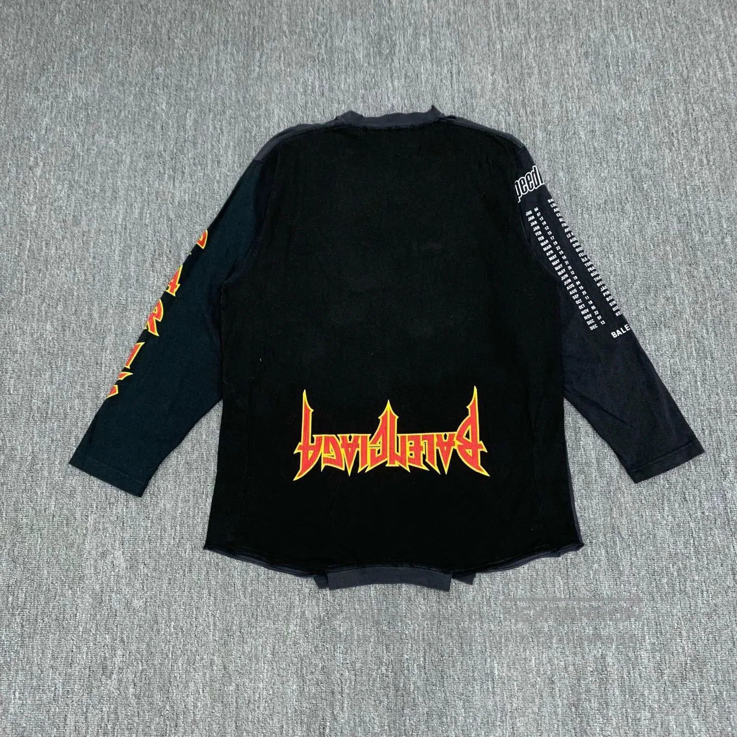 Balenciaga Balenciaga Black Inverted Logo Longsleeve. Size US XS / EU 42 / 0 - 2 Thumbnail
