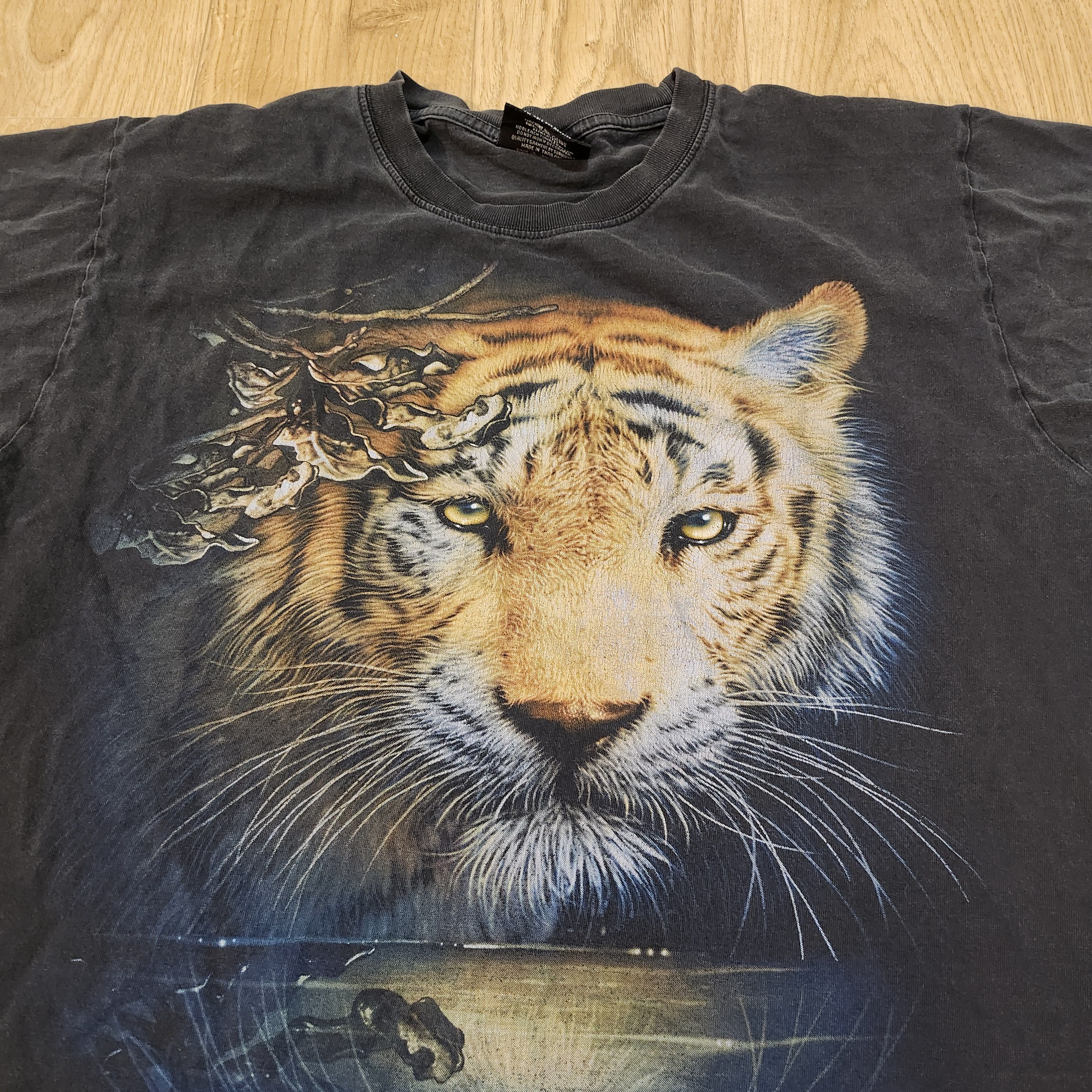 Japanese Brand × Vintage Rook Mange Vintage Tiger Washed Tshirt Size US L / EU 52-54 / 3 - 2 Thumbnail