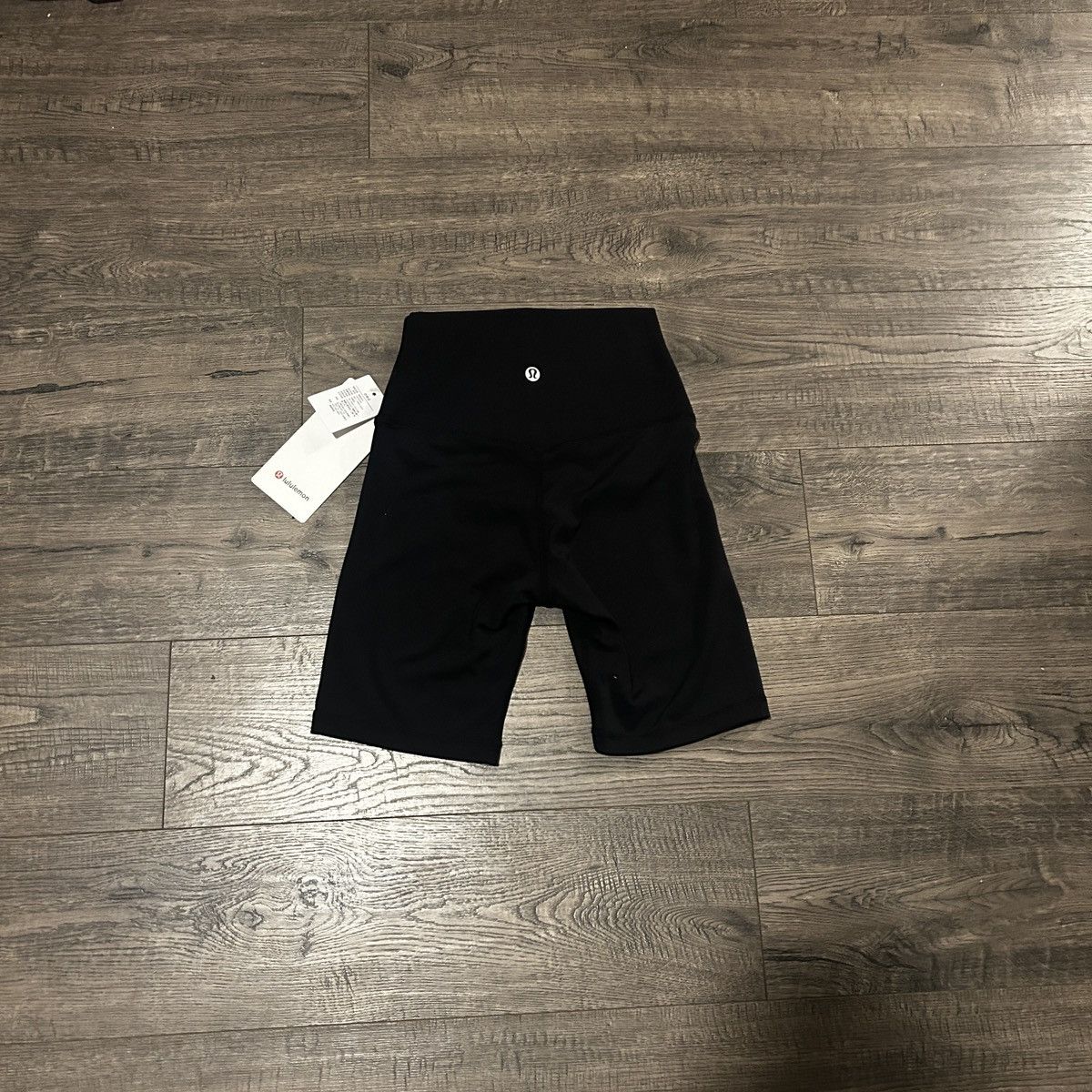 Lululemon Lulu lemon size 2 shorts Size 26" / US 2 / IT 38 - 1 Thumbnail