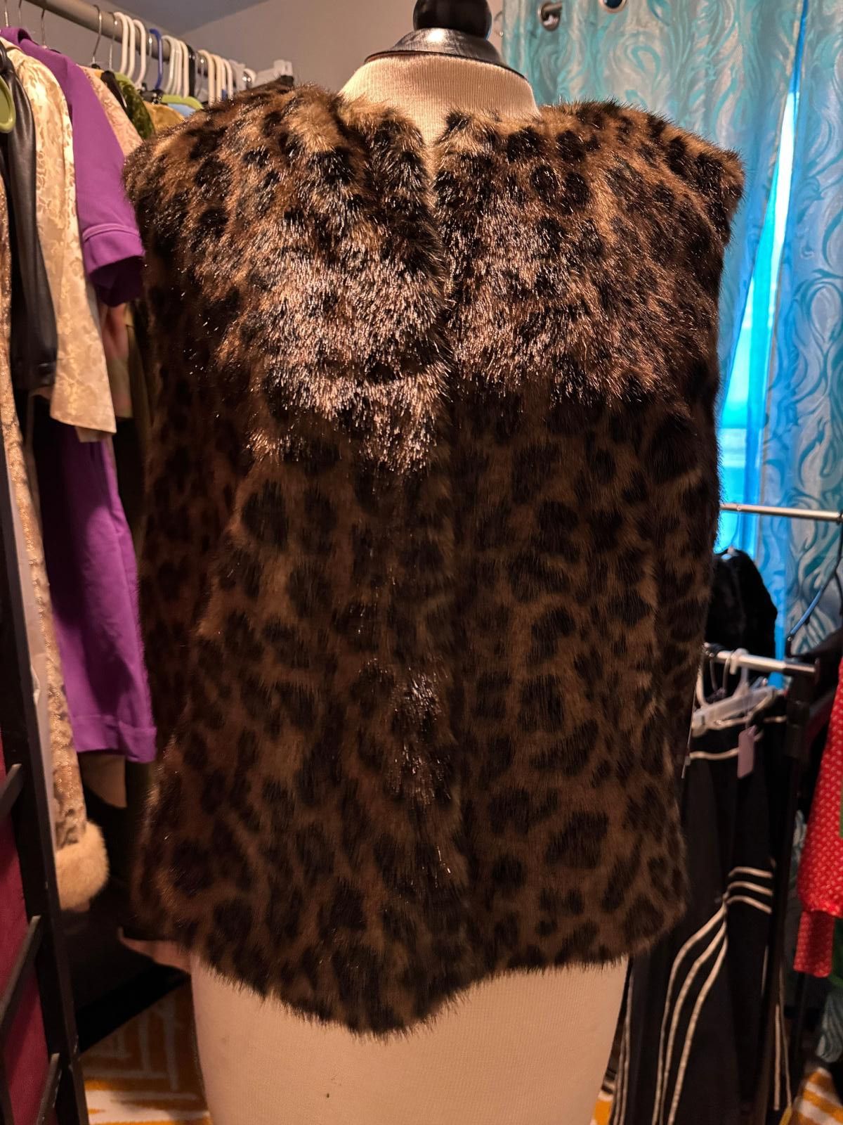 Elie Tahari Leopard print for vest NWT size Large Size L / US 10 / IT 46 - 1 Thumbnail