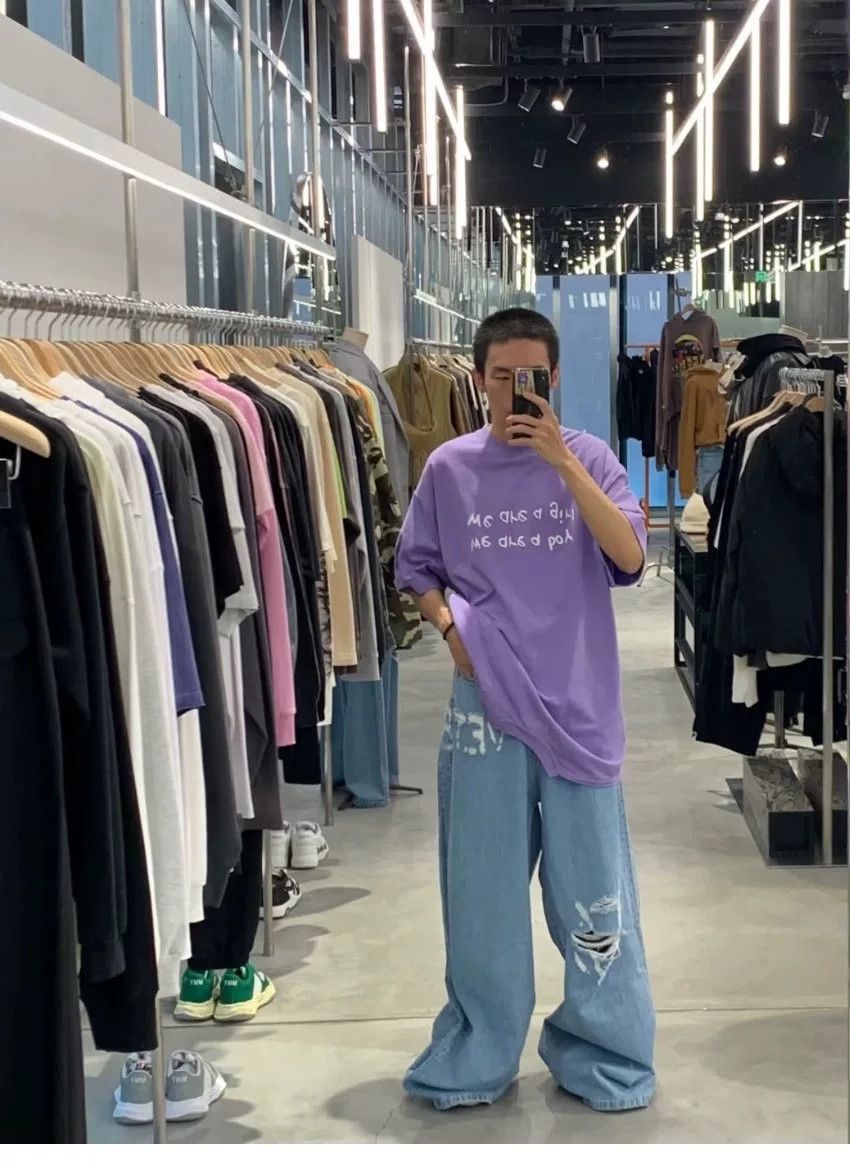 Vetements Vetements Back Slogan Smiley Short Sleeve Size US S / EU 44-46 / 1 - 6 Thumbnail