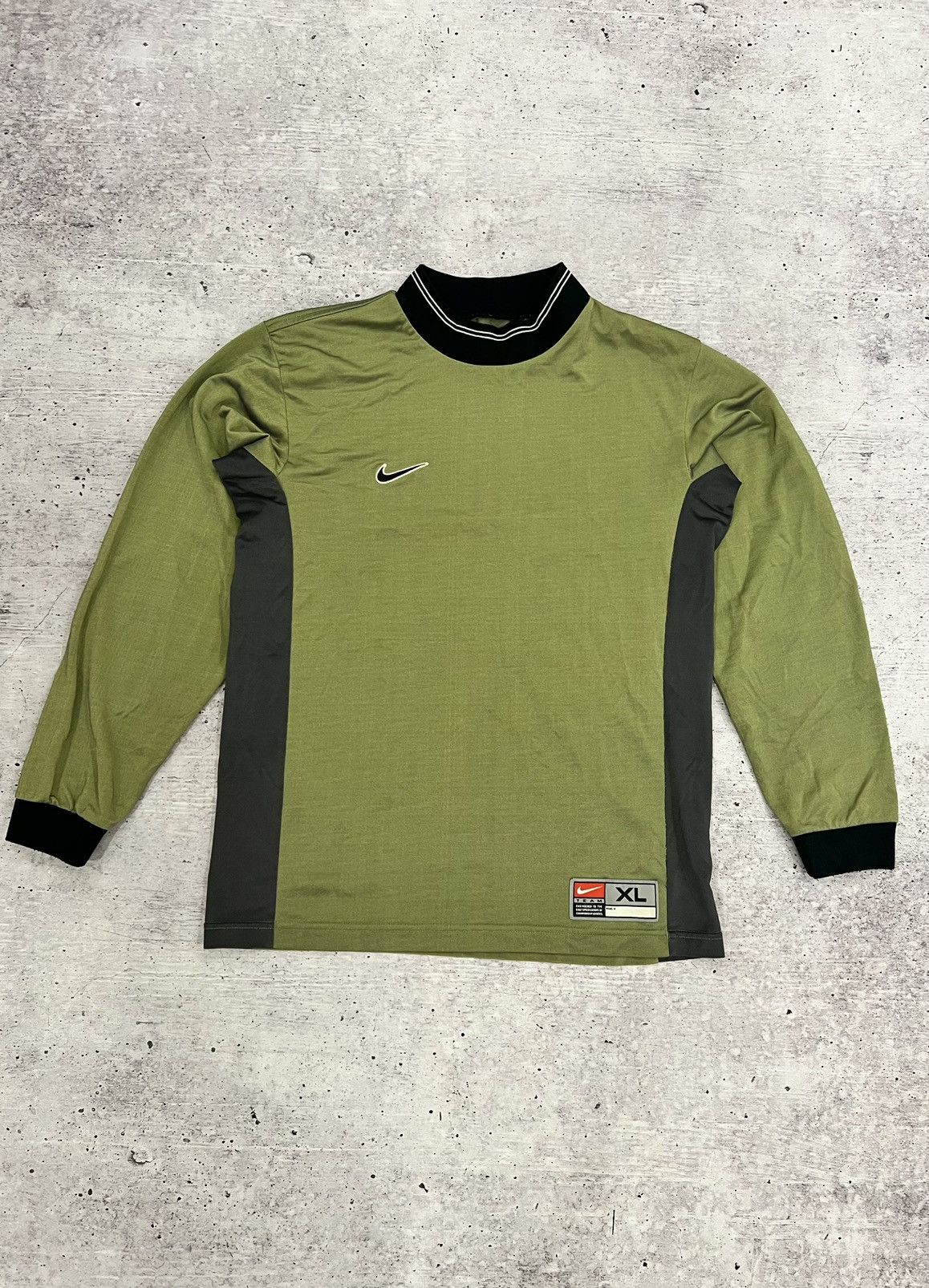 Nike 🩸RARE🩸Nike Vintage Gradient 00s Long Sleeve Size US M / EU 48-50 / 2 - 1 Thumbnail