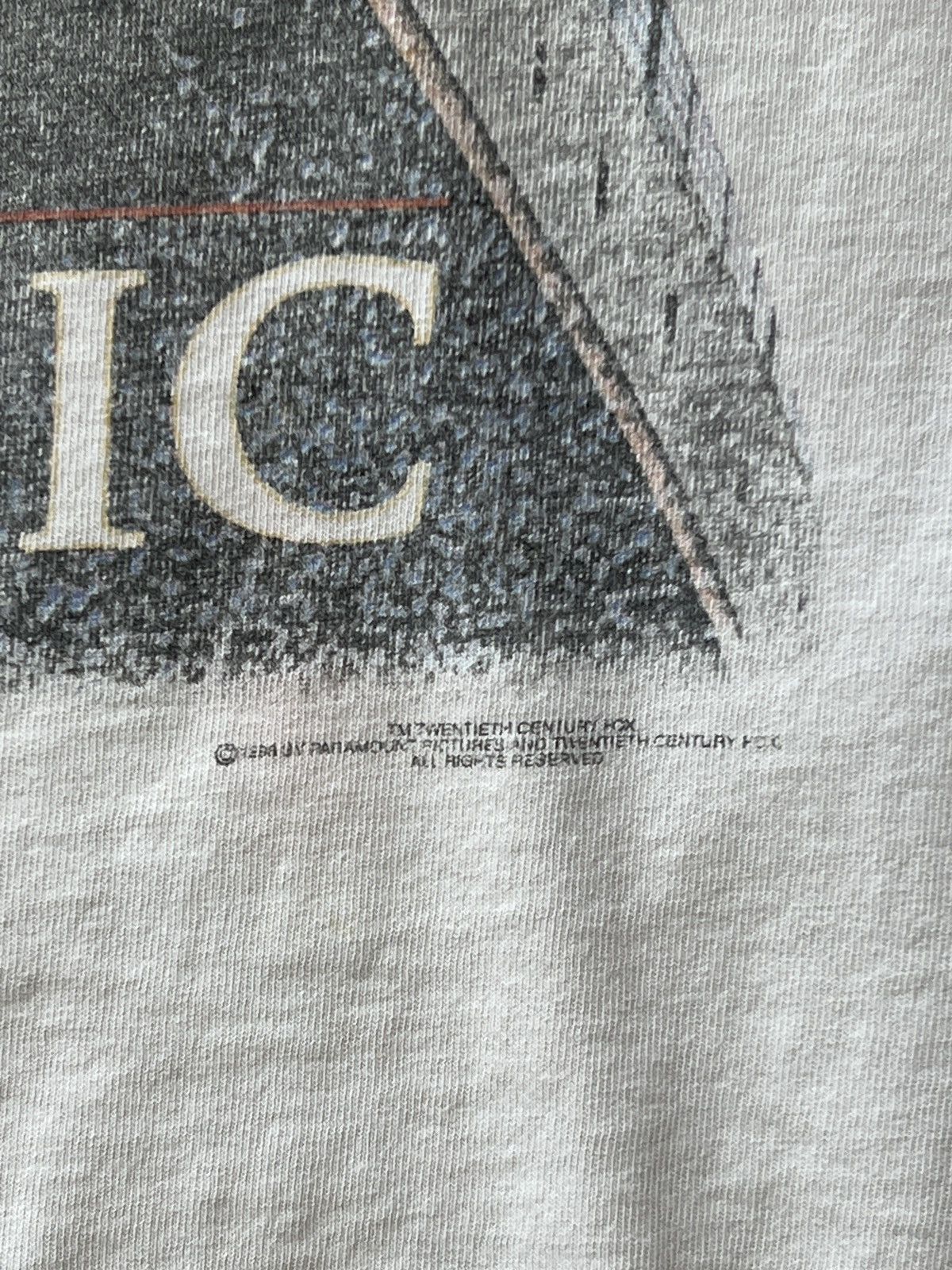 Vintage Vintage 1998 Titanic Promo Movie Poster Tee Large Size US L / EU 52-54 / 3 - 8 Thumbnail