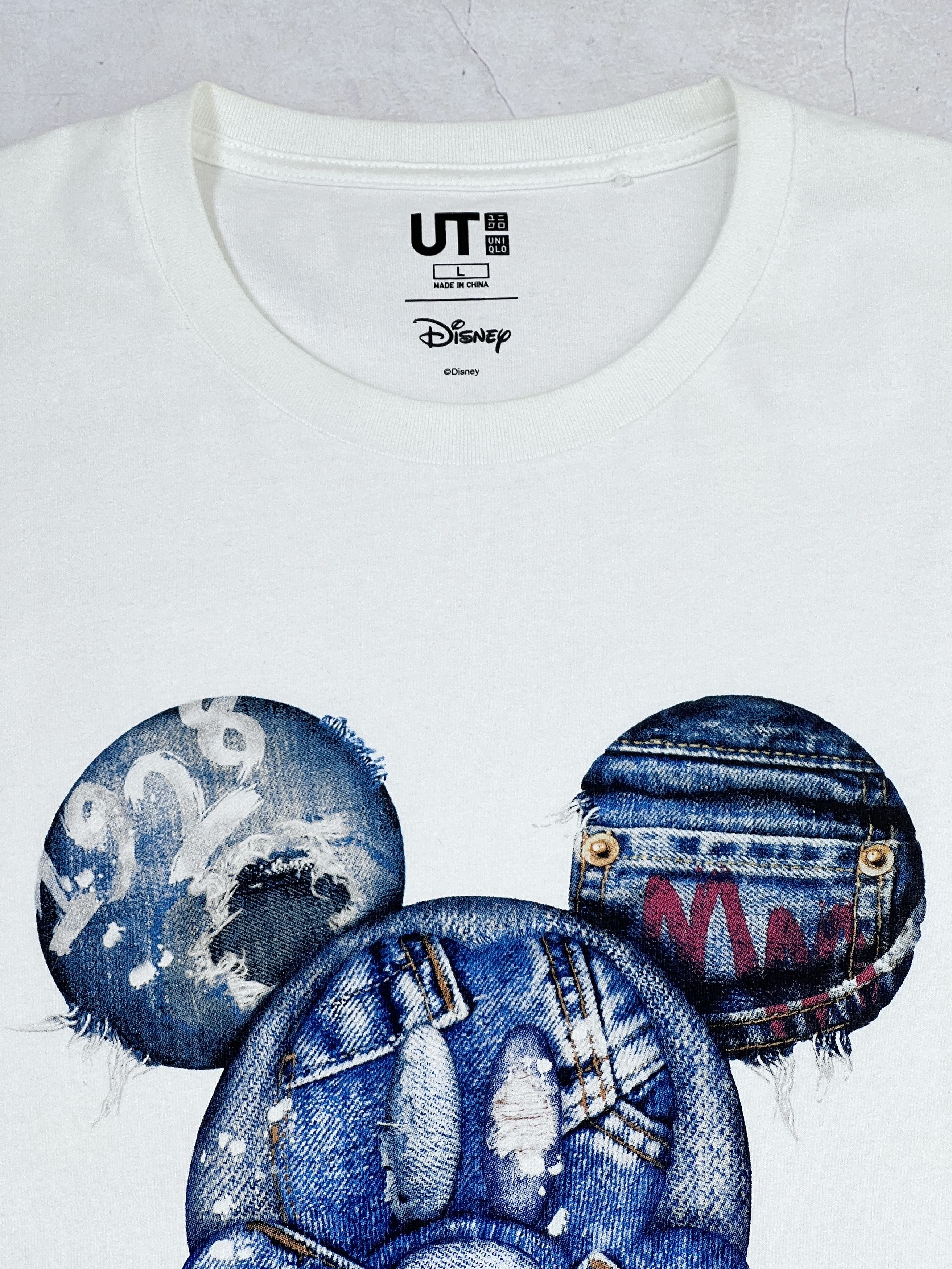Mickey Mouse × Uniqlo Uniqlo UT x Disney T-Shirt Mickey Mouse Jeans Logo Size US L / EU 52-54 / 3 - 3 Thumbnail