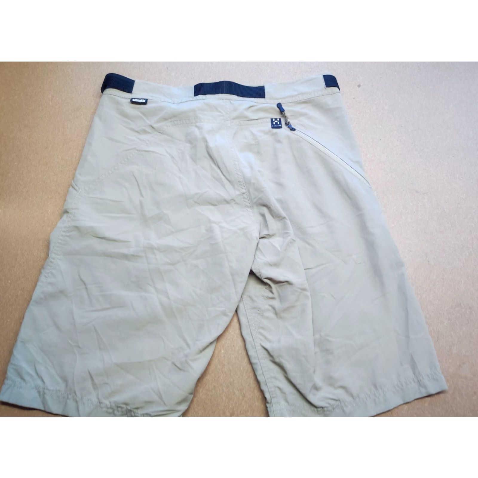 Vintage Haglofs Hiking Shorts Womens Size 36 Outdoor Beige Pockets Belted Ladies Size 25" / US 0 / IT 36 - 2 Thumbnail