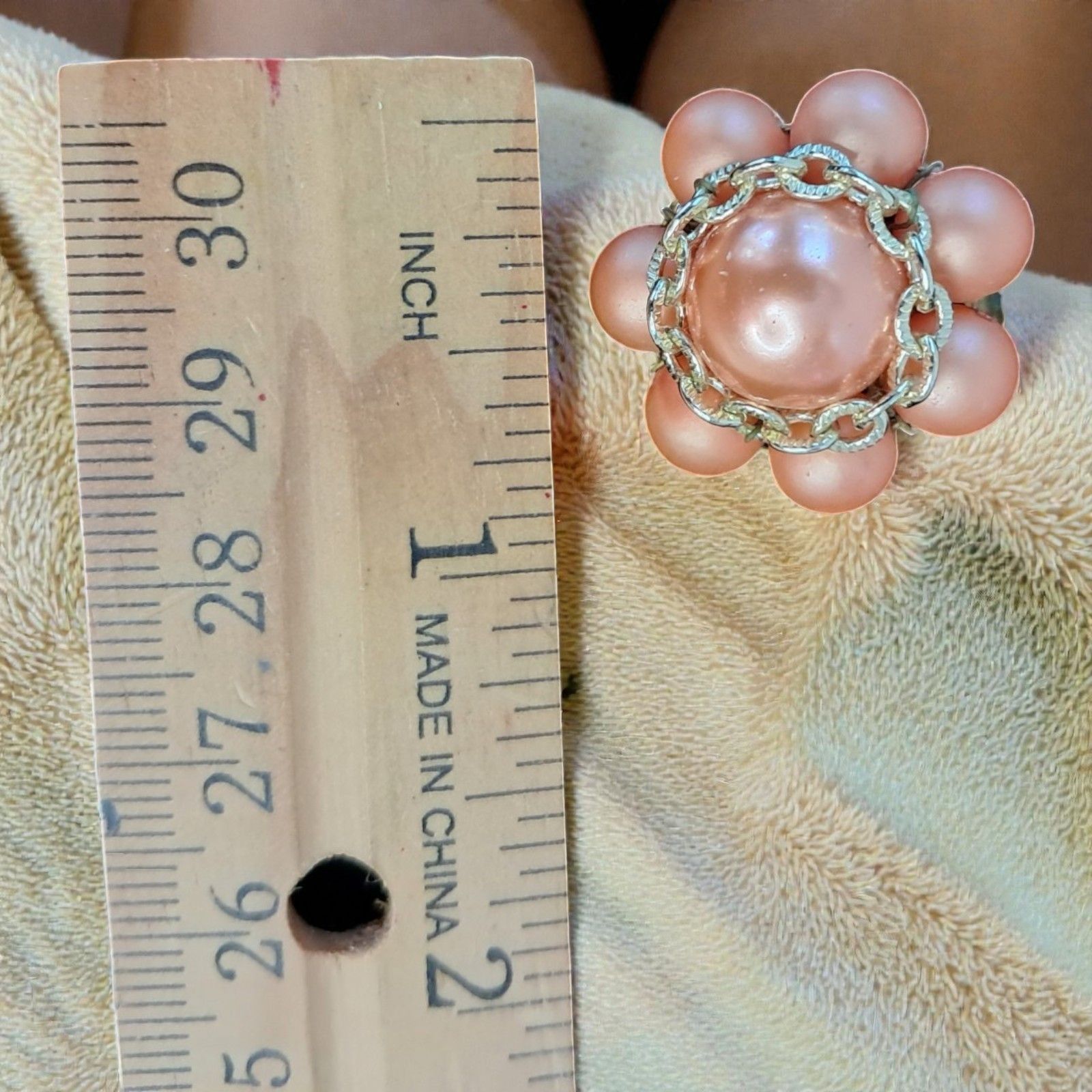 Other Archival 1950s "Japan" Salmon Pearl Cluster Clip-Ons Size ONE SIZE - 7 Thumbnail