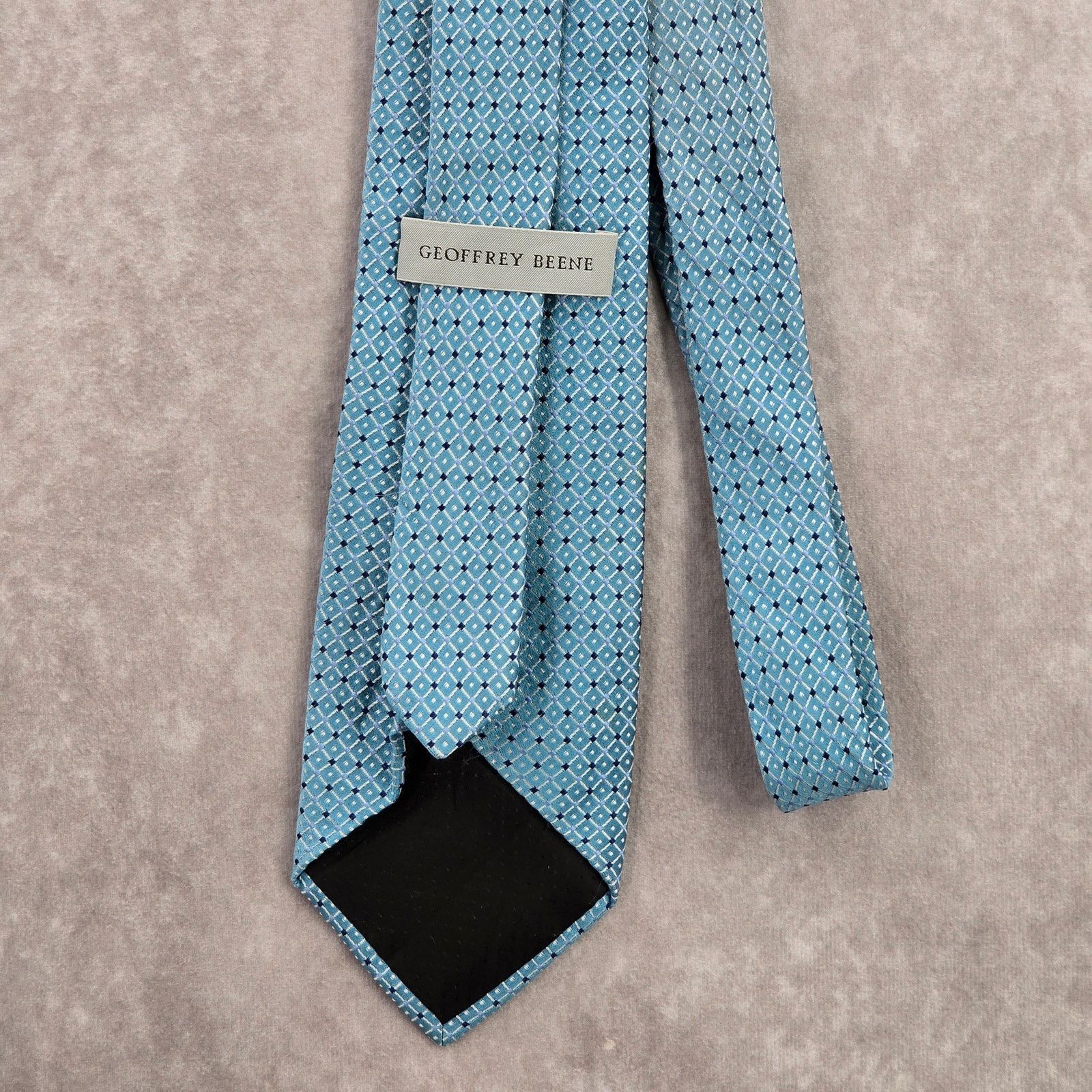 Geoffrey Beene Geoffrey Beene Blue Polka Dot Diamond Silk Neck Tie Size 30 - 3 Thumbnail