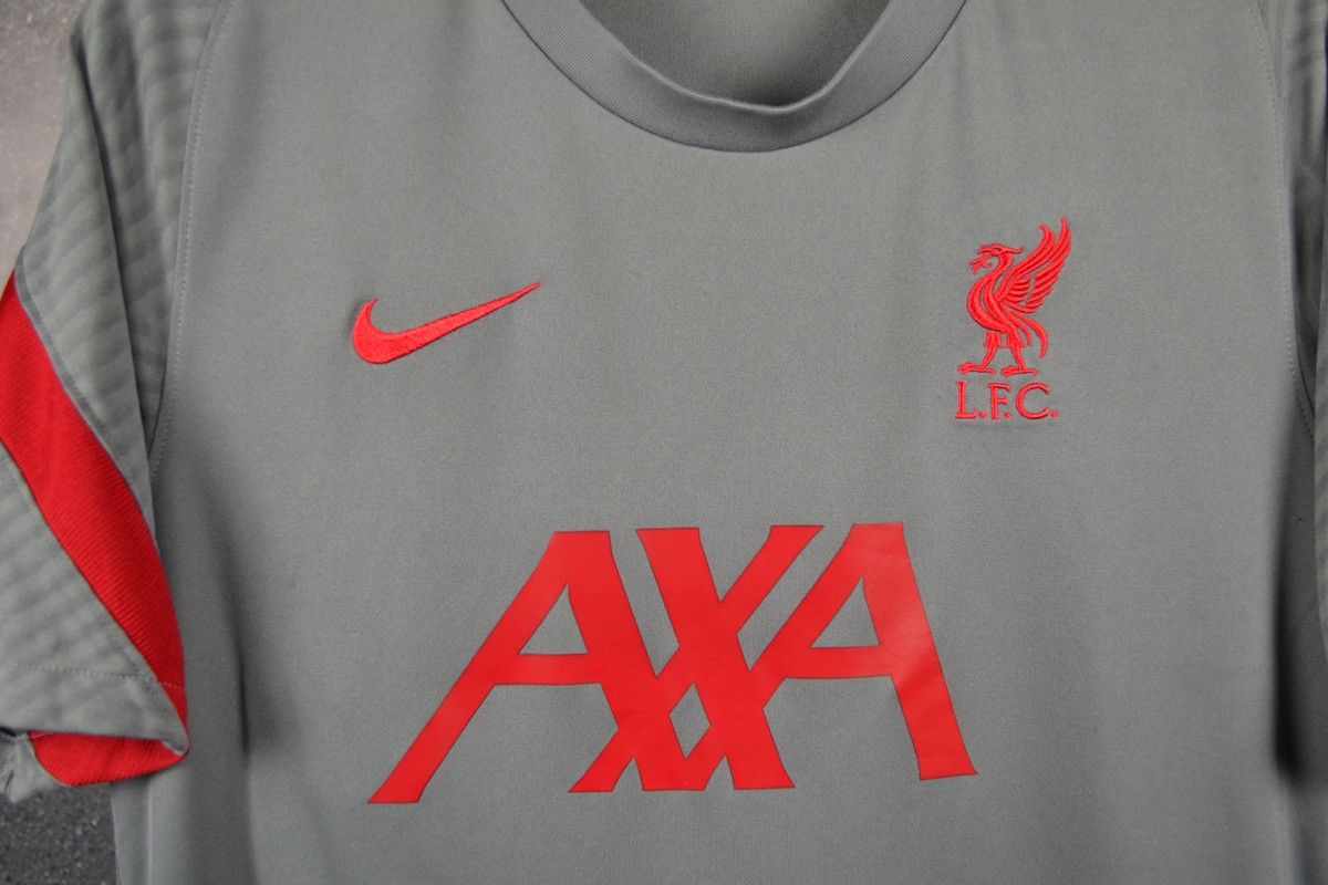 Nike Liverpool Training Football Shirt Nike Soccer Jersey Size M Size US M / EU 48-50 / 2 - 7 Thumbnail