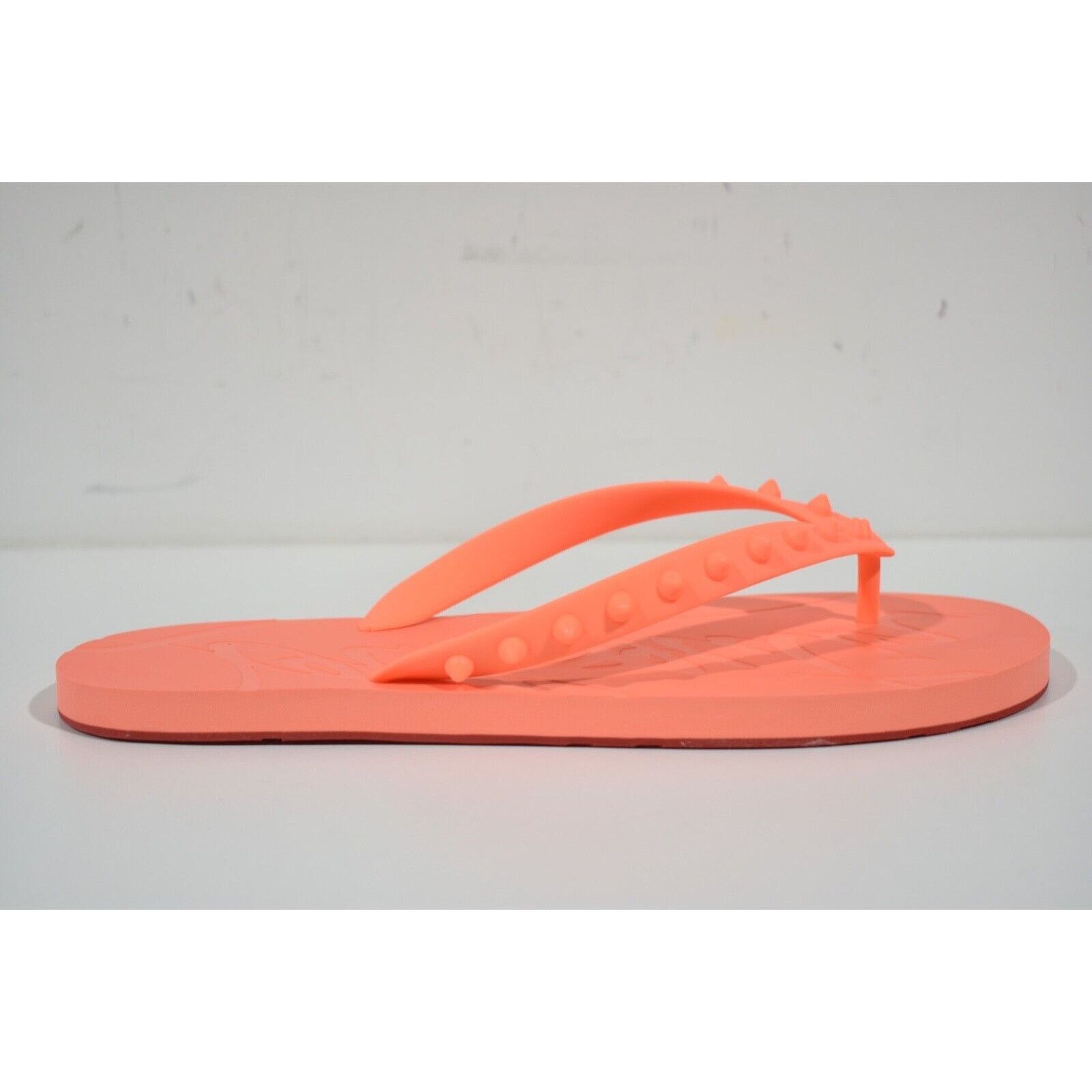 Christian Louboutin Christian Louboutin Flip Flop Flat Drag Thong Sandal 44 11 Size US 11 / EU 44 - 2 Thumbnail