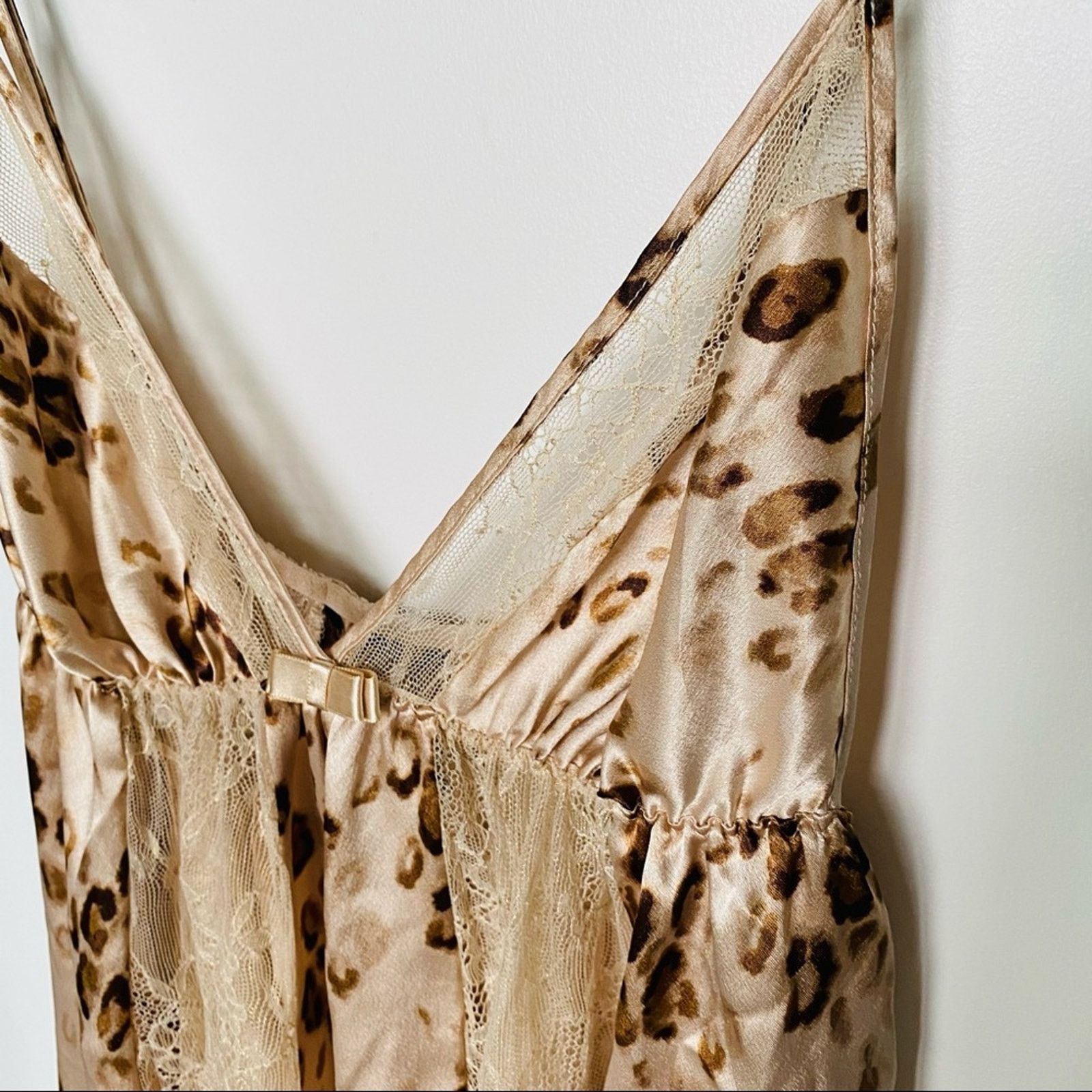 Victoria Espresso Brown Lace