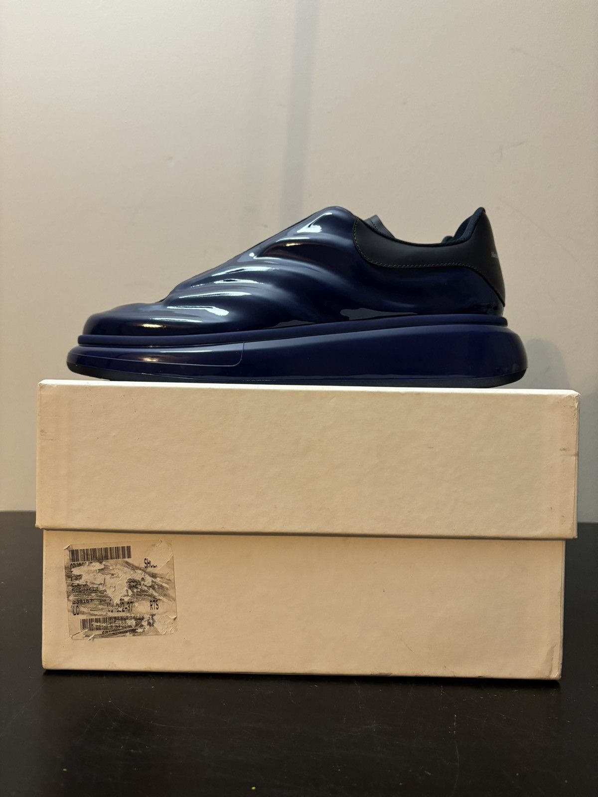 Alexander McQueen Alexander McQueen Oversized Gloss Sneakers Navy Blue Size US 12.5 / EU 45-46 - 9 Thumbnail