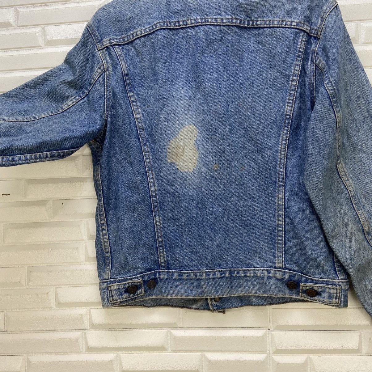 Levi's Vintage Clothing Vintage Levi’s Made in USA #523 Denim Trucker Jacket Size US S / EU 44-46 / 1 - 13 Thumbnail