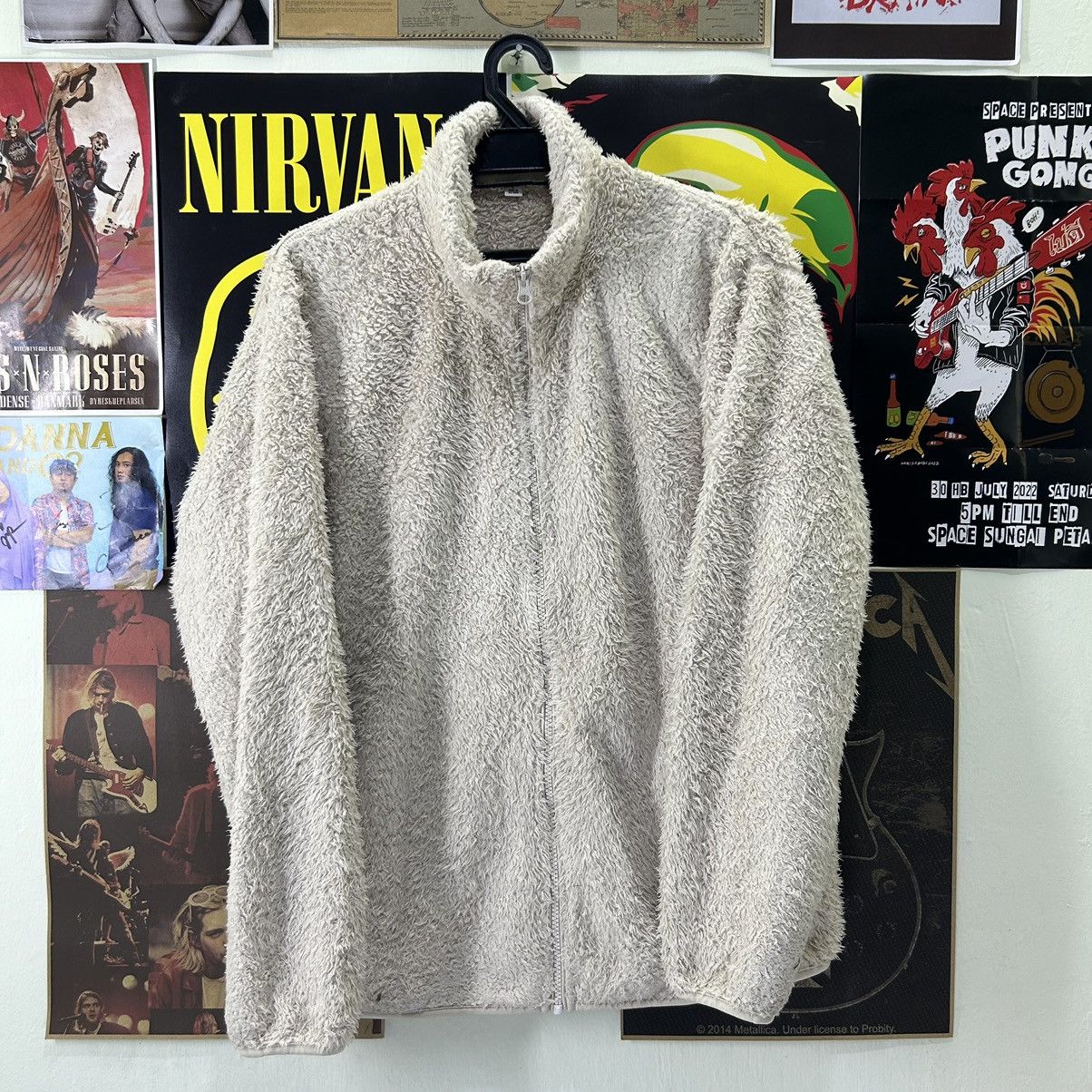 Uniqlo Vintage Uniqlo Faux Fur Zipped Sweater Size US L / EU 52-54 / 3 - 1 Thumbnail